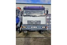 2005 MAN LE18 CRANE TRUCK