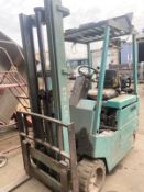 CLARKE FLT DIESEL 2 TONNE FORKLIFT