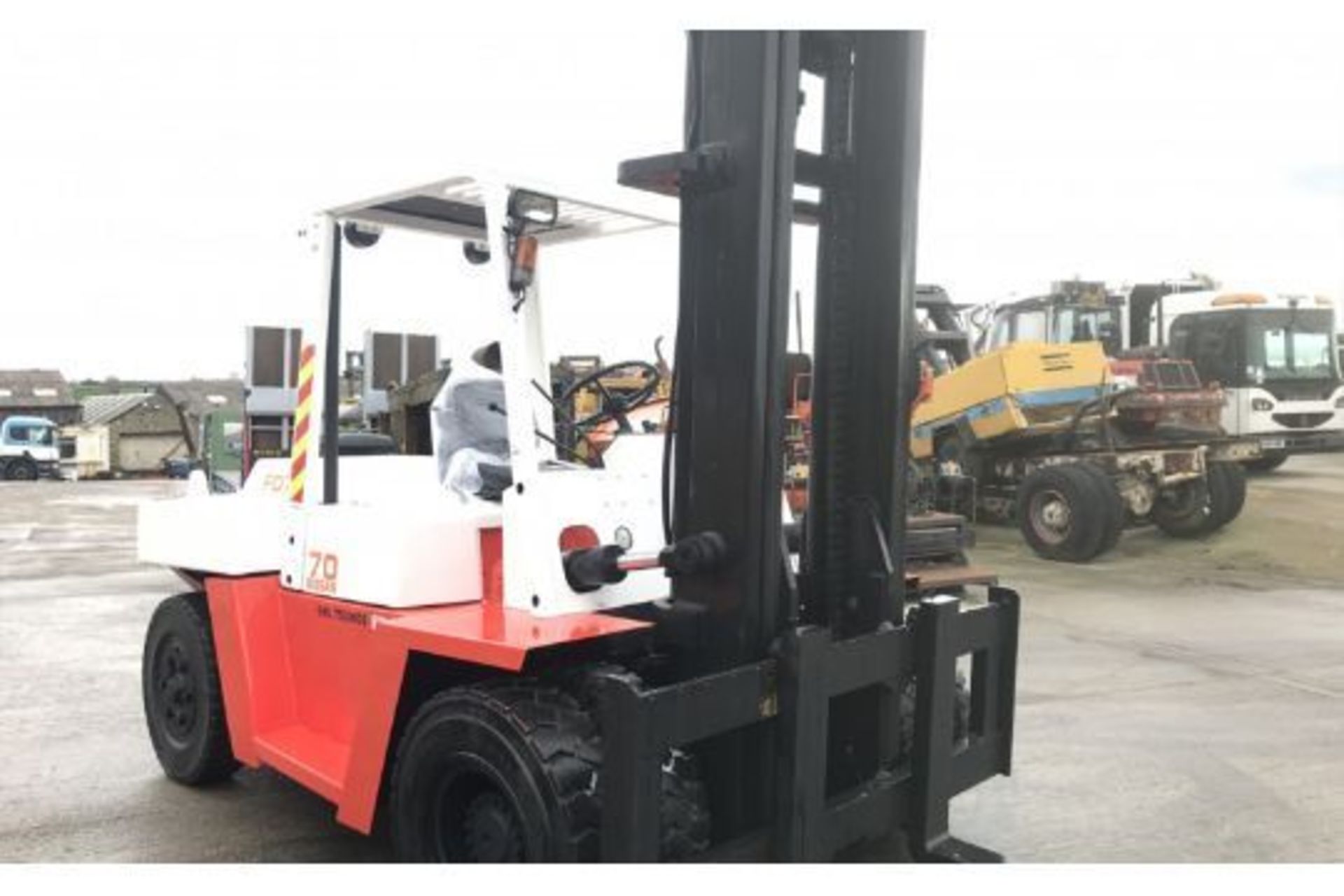 2007 NISSAN FD 70 FORKLIFT - Image 3 of 11