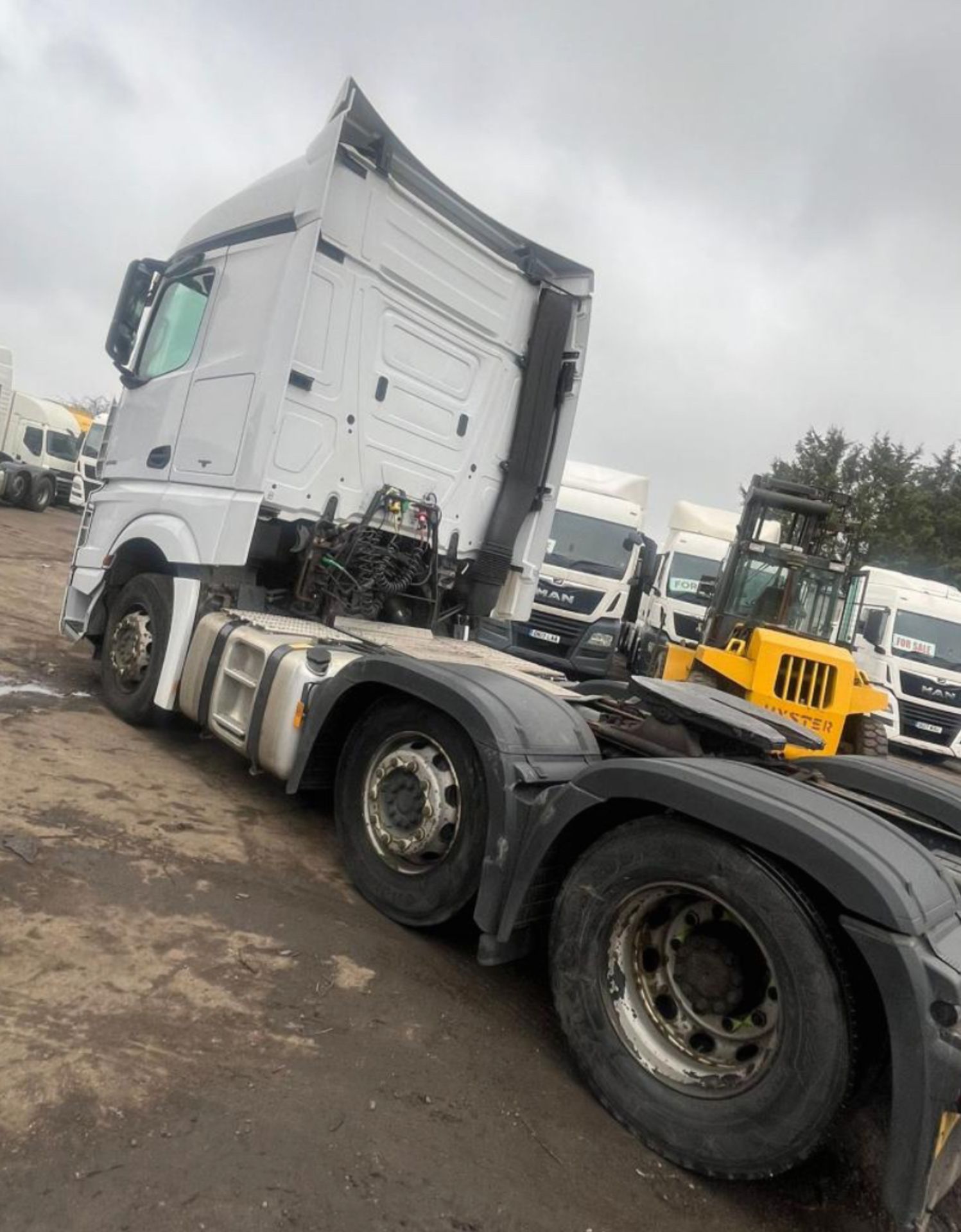 2016 MERCEDES ACTROS - Image 9 of 11