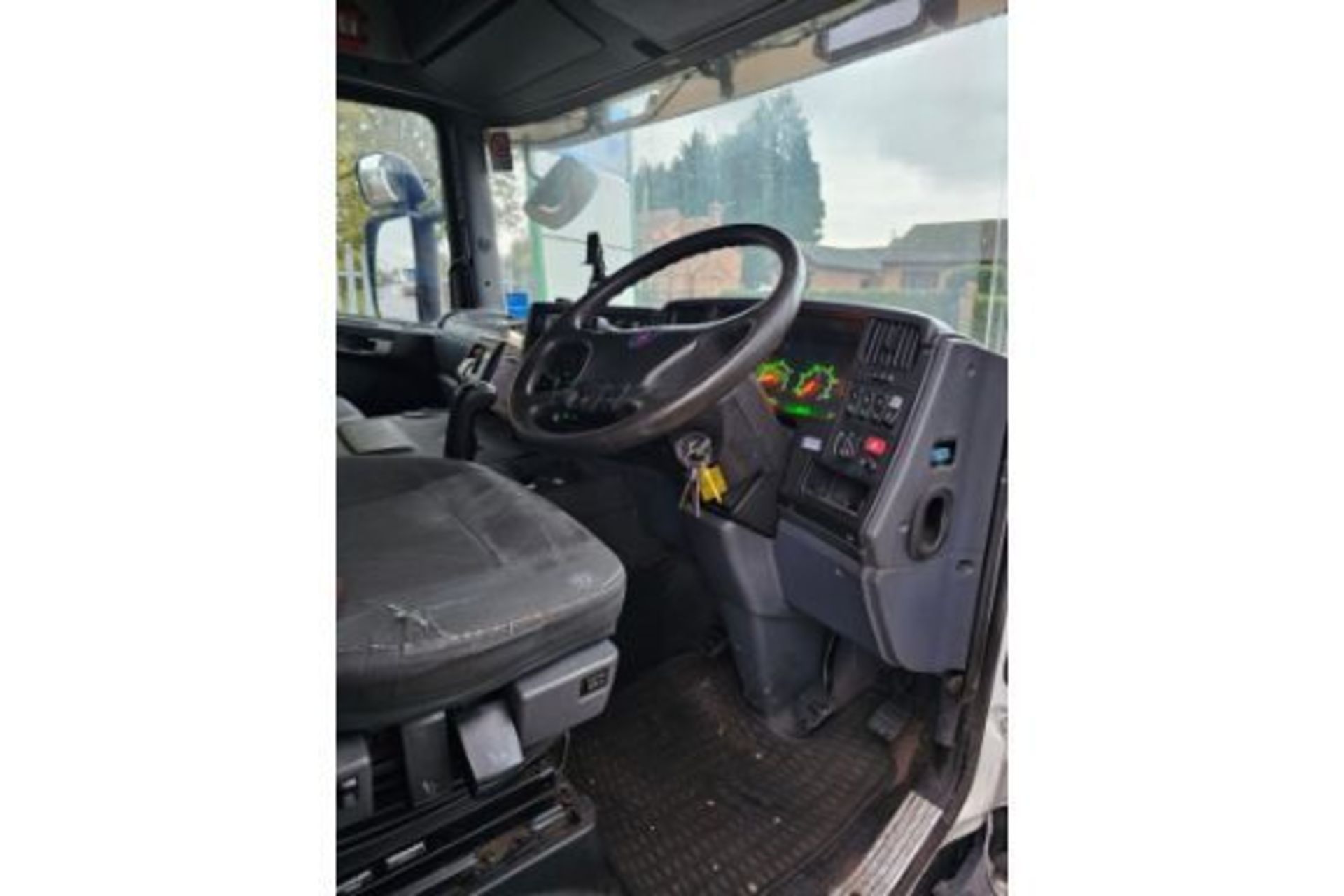 2005 VOLVO FM9 - Bild 22 aus 24