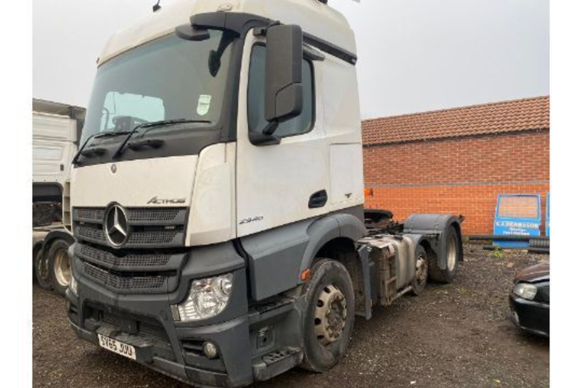 2016 MERCEDES ACTROS 2545