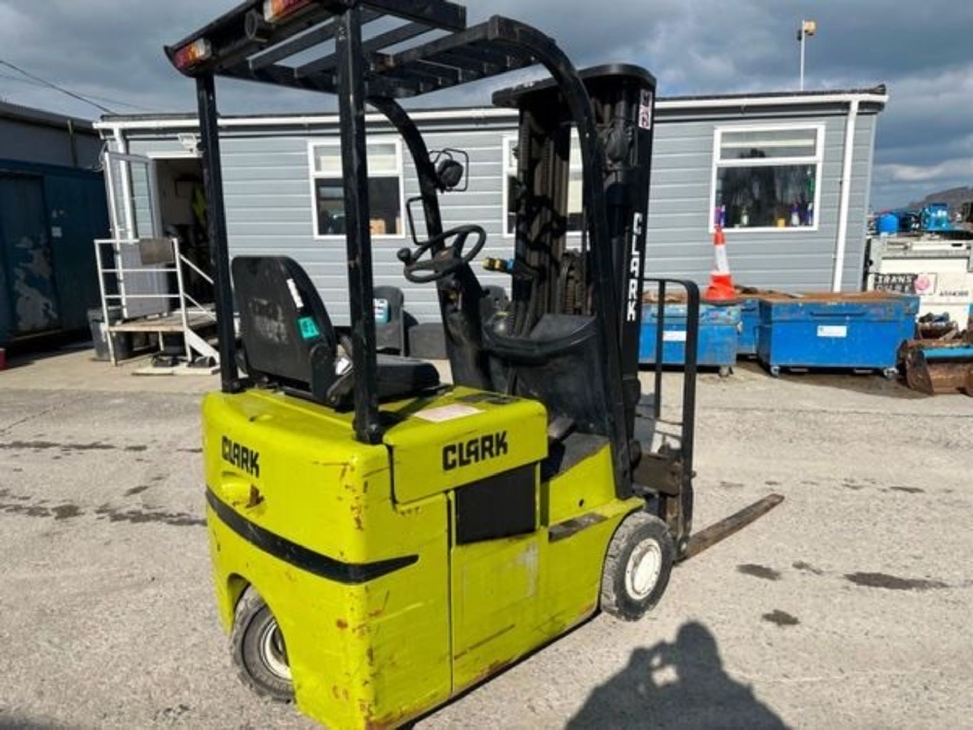 2007 CLARK 1.5 TON ELECTRIC FORKLIFT - Image 17 of 17