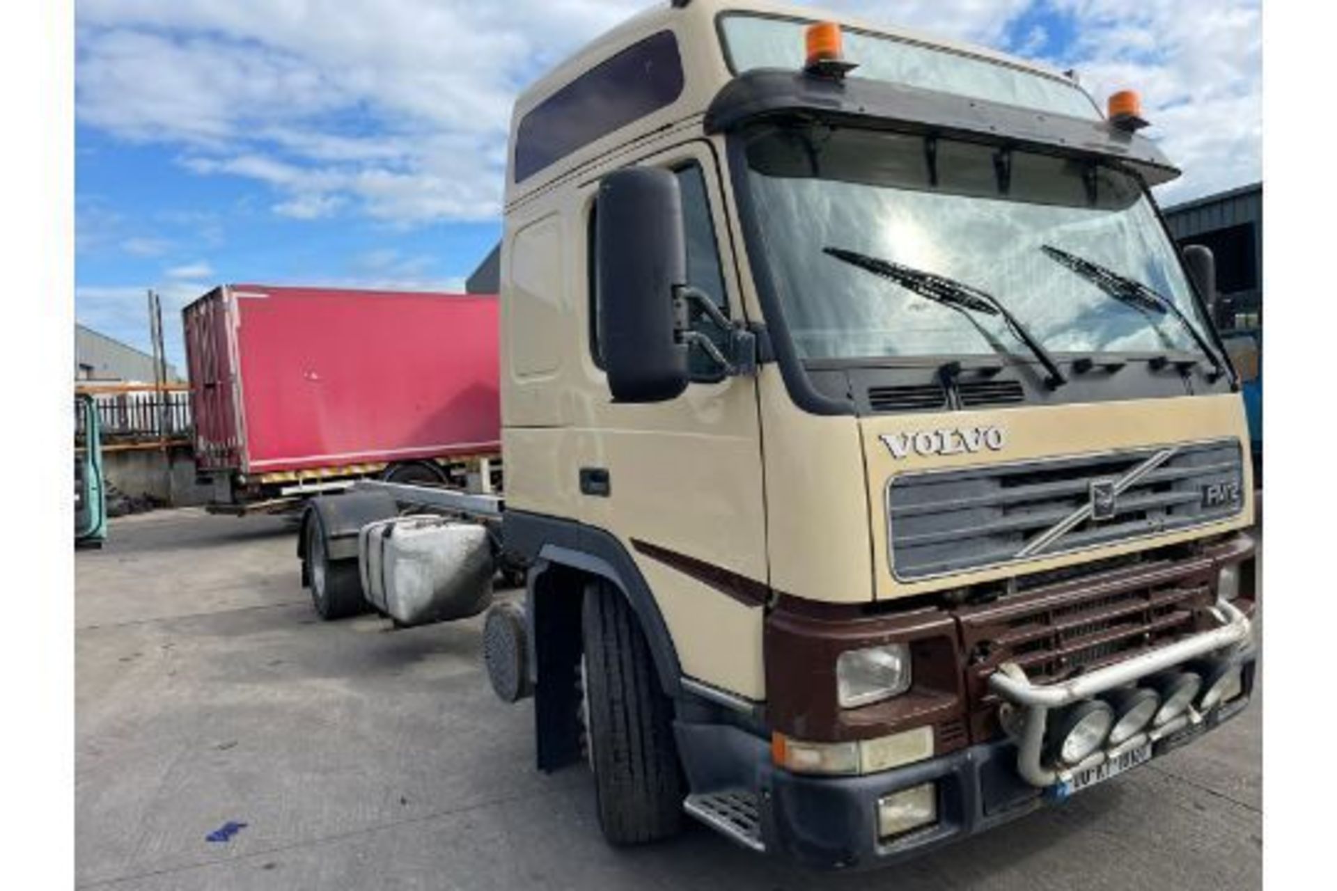 2000 VOLVO FM12 - Bild 2 aus 6