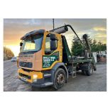 2008 VOLVO SKIP LOADER