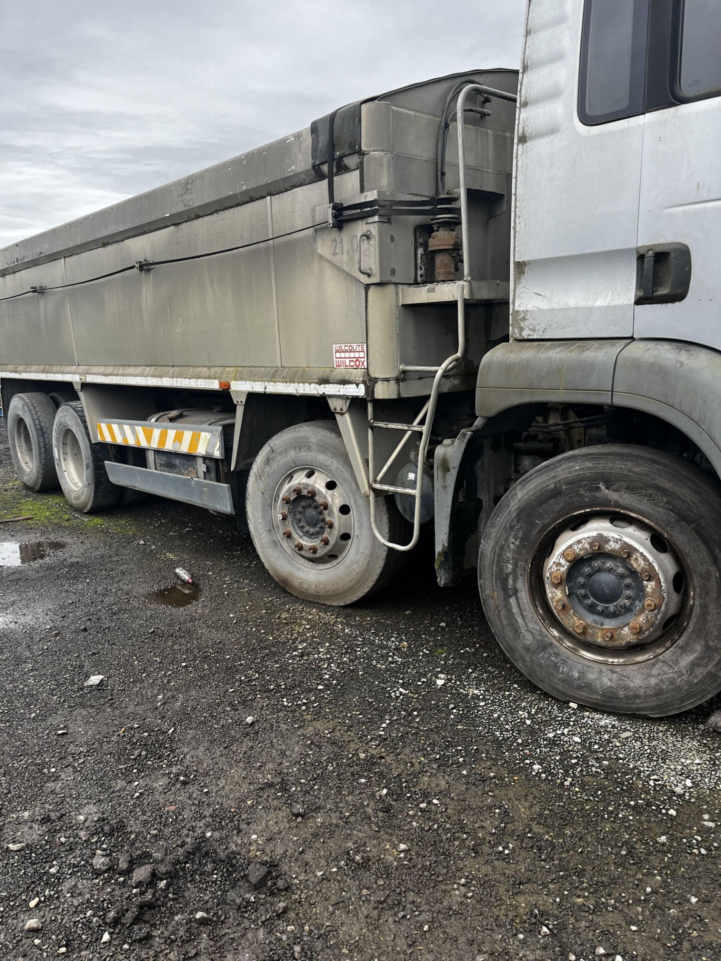 MAN ALUMINIUM BULK TIPPER TRUCK - Image 3 of 22