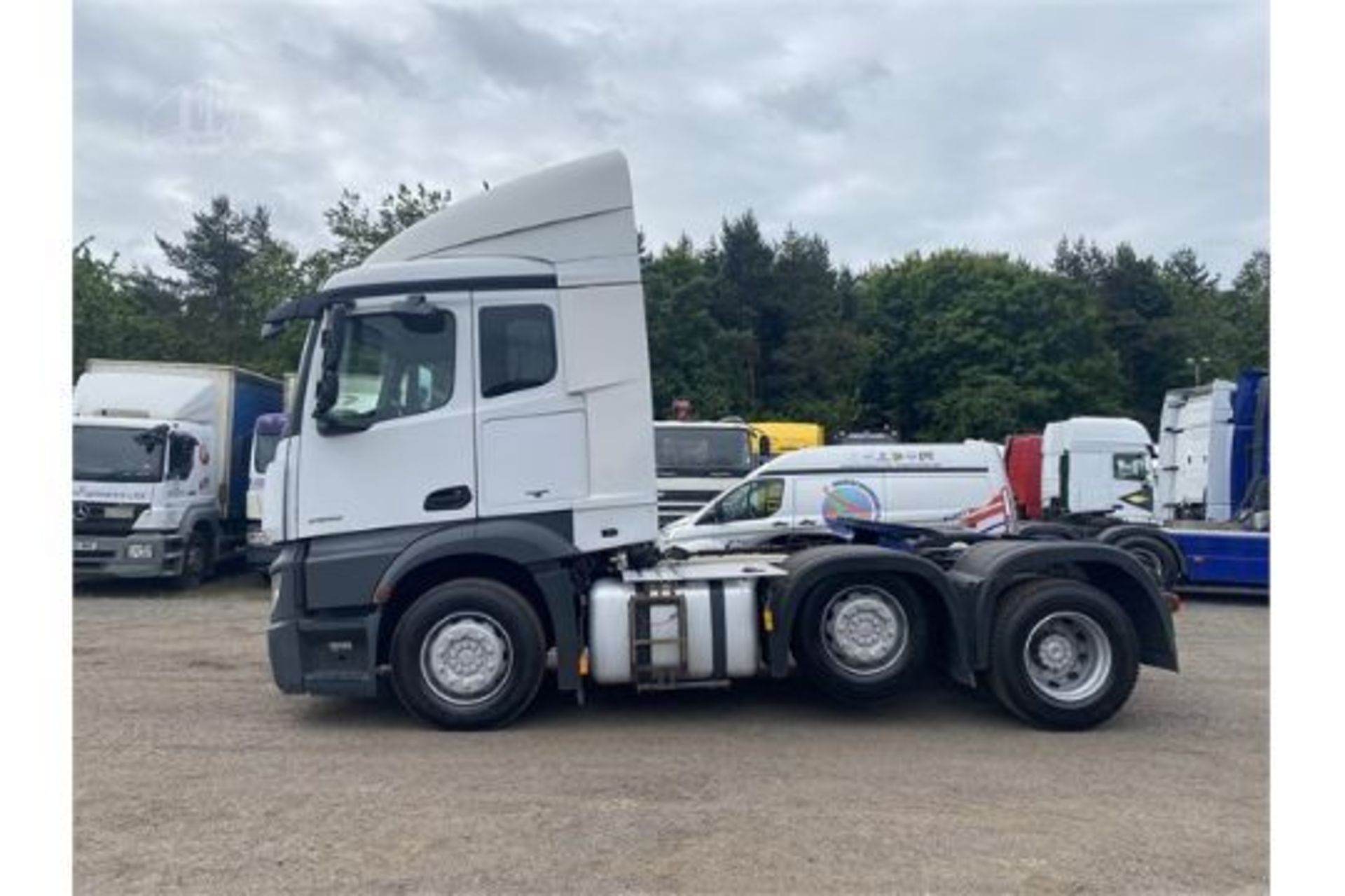 2013 MERCEDES-BENZ ACTROS 2542 - Bild 10 aus 18