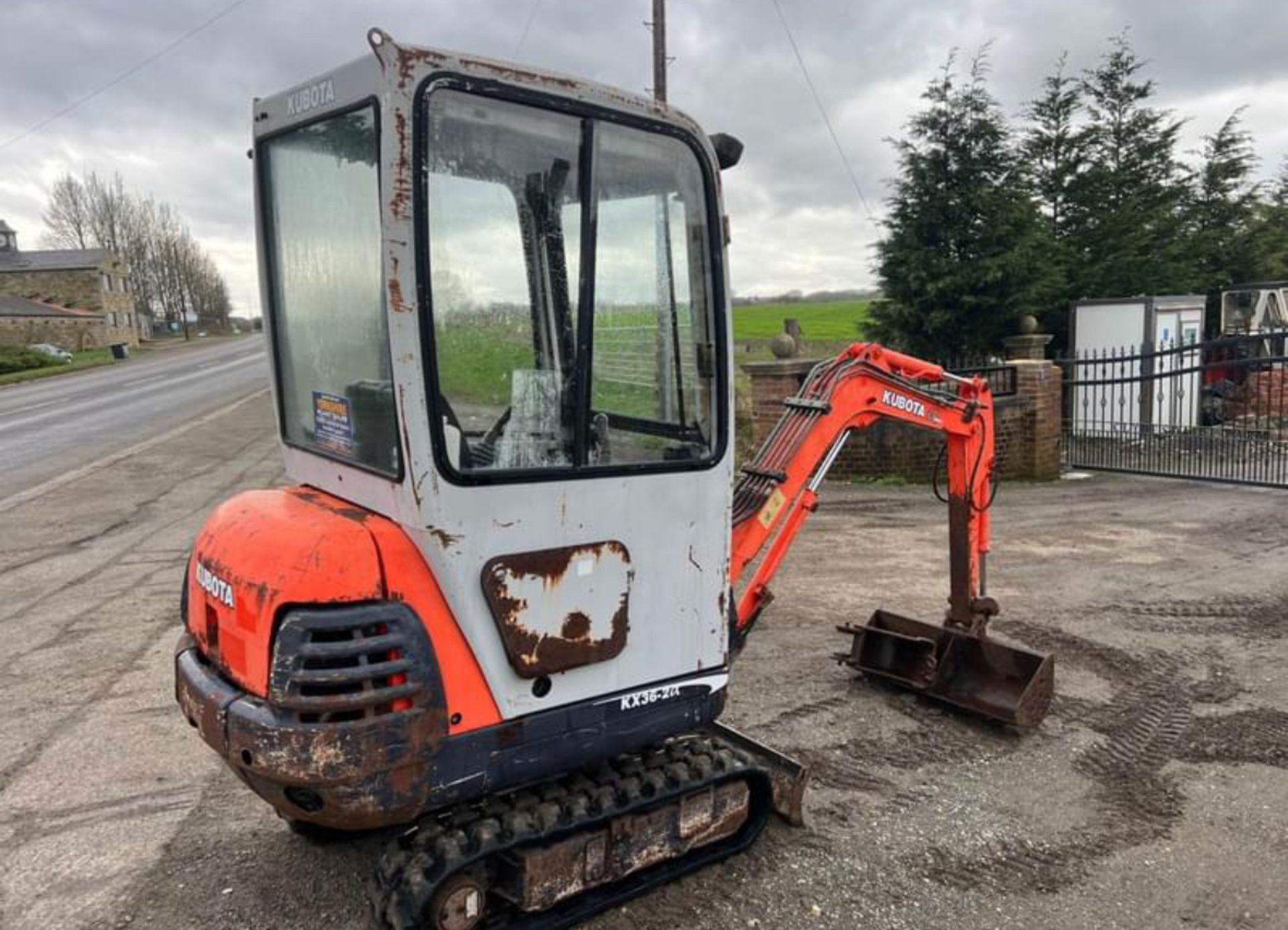 2004 KUBOTA KX36-2 MINI DIGGER - Image 4 of 9