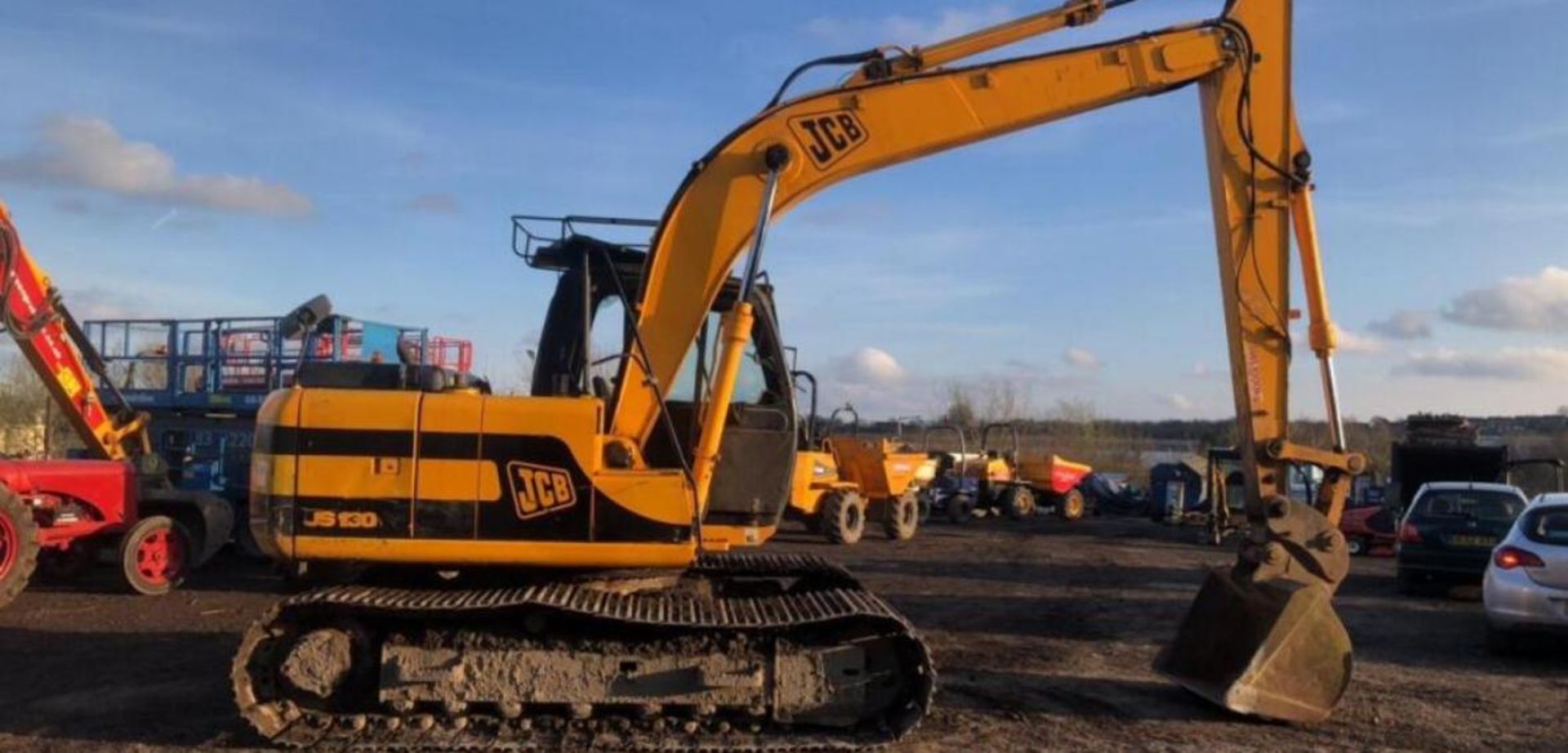 JCB JS130 STEEL TRACKED EXCAVATOR