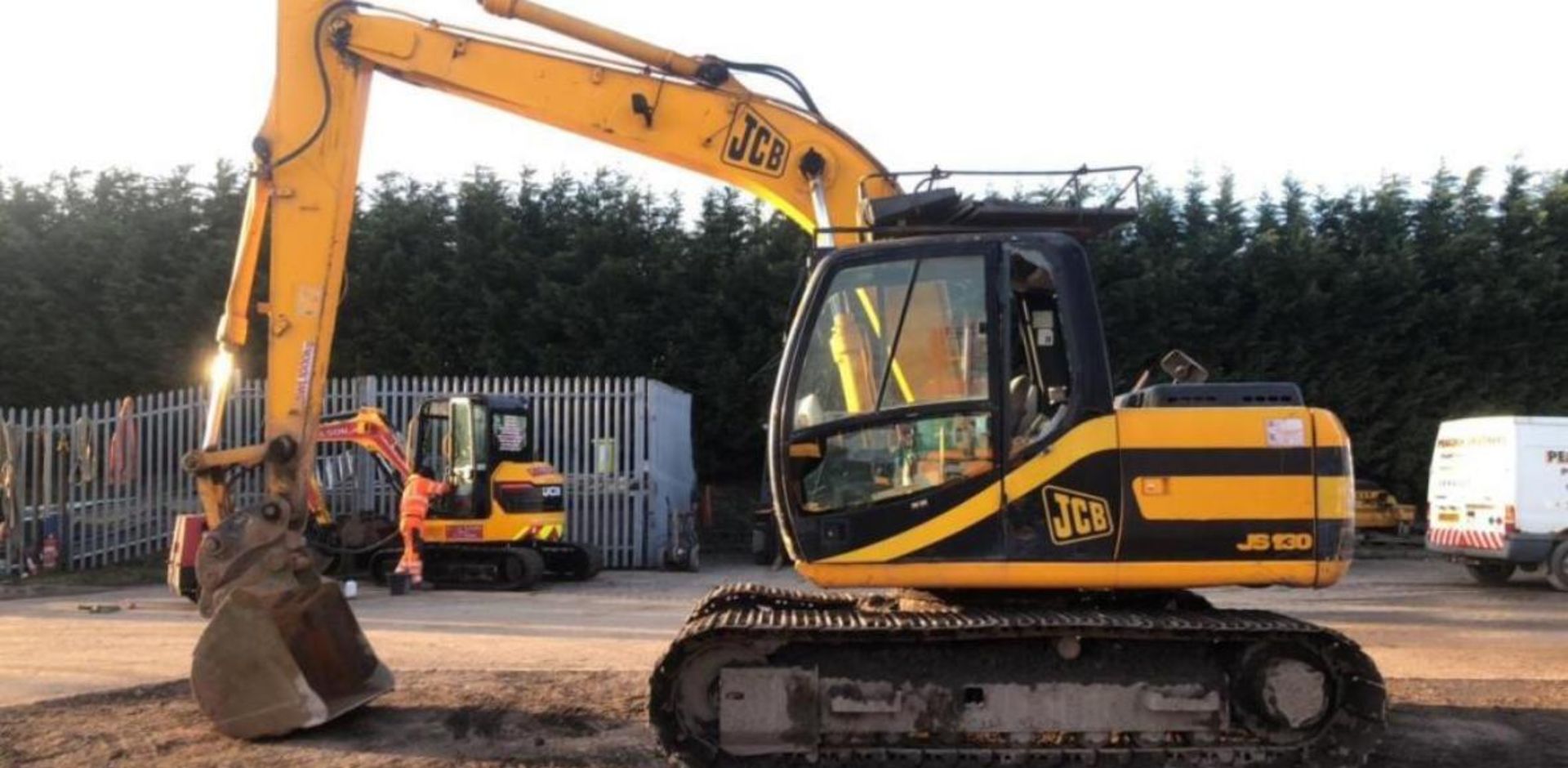 JCB JS130 STEEL TRACKED EXCAVATOR - Image 18 of 27