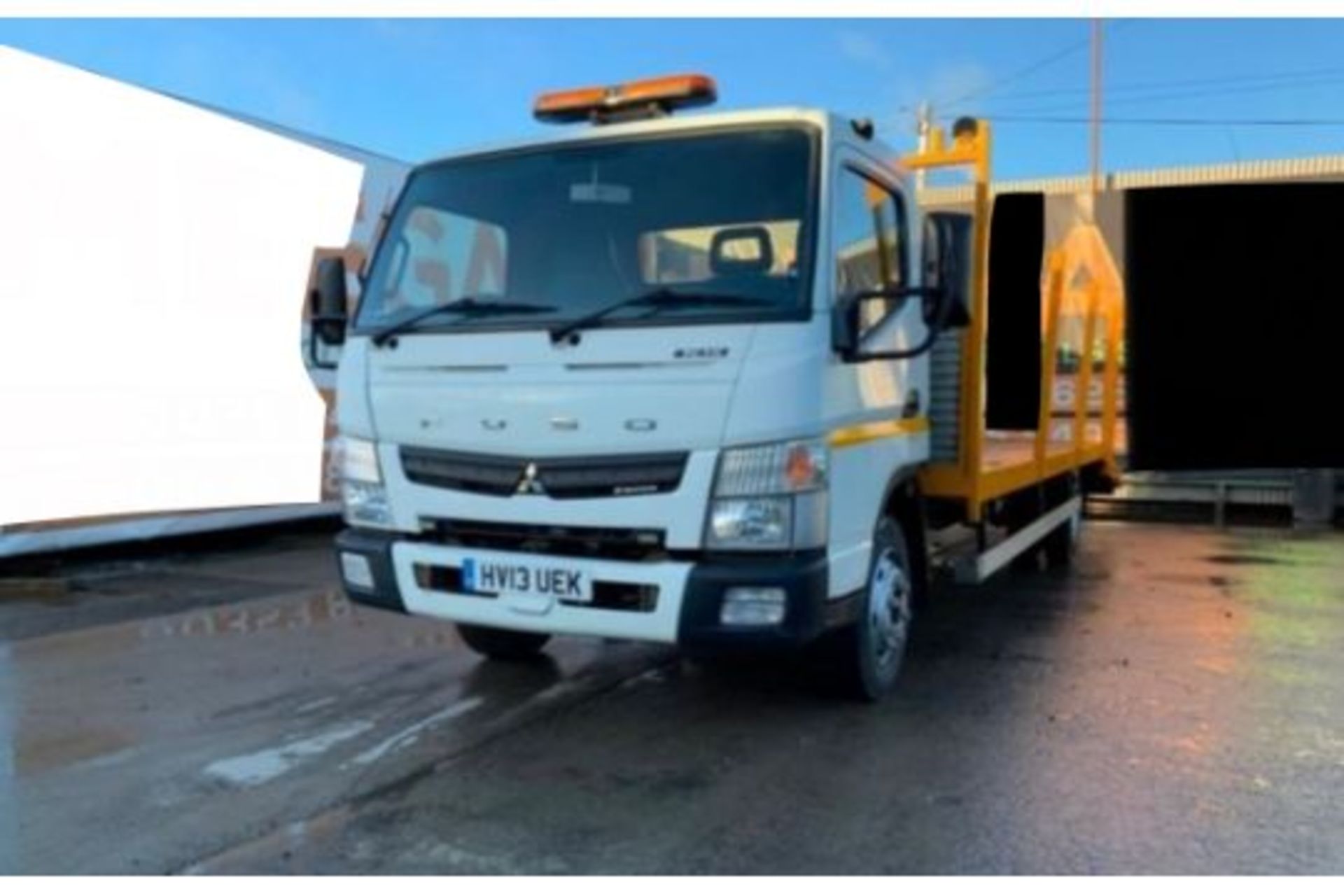 2013 MITSUBISHI CANTER FUSO 7C15 TWIN WHEEL RECOVERY TRUCK - Image 2 of 15