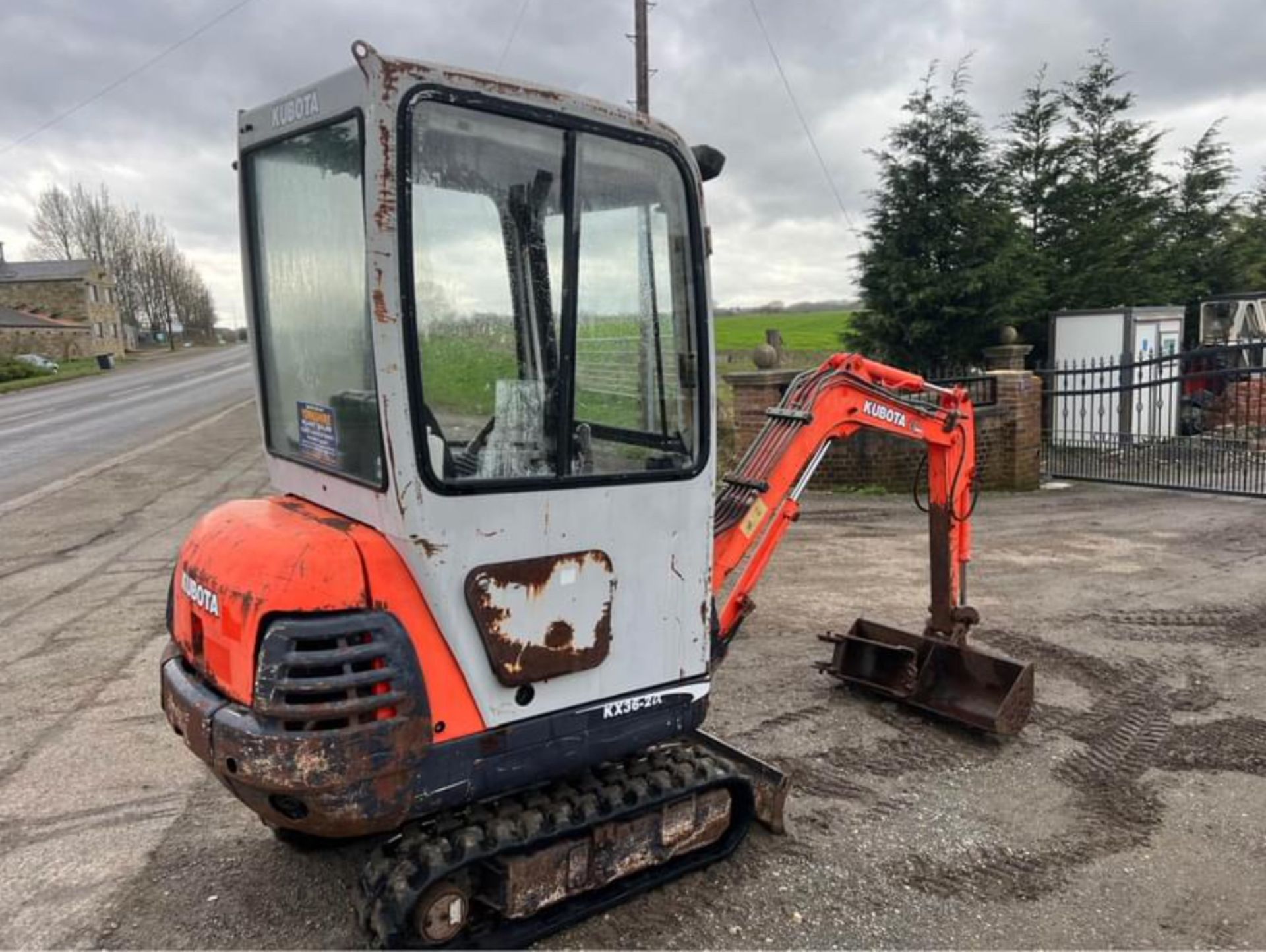 2004 KUBOTA KX36- 2 MINI DIGGER - Bild 4 aus 9