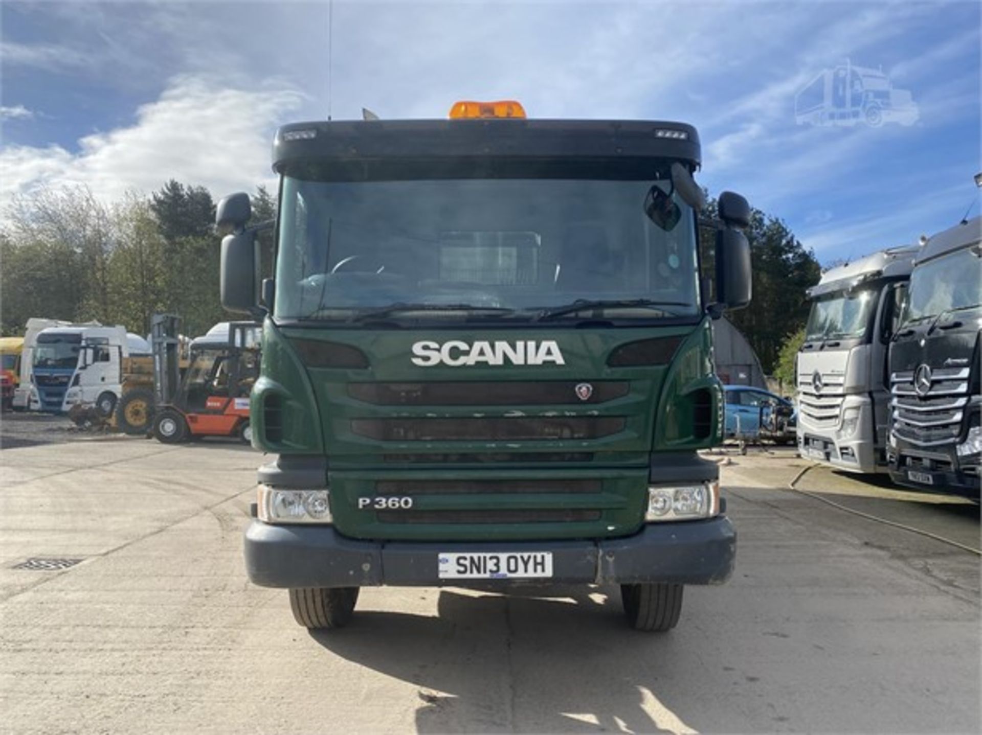SCANIA P360 TIPPER TRUCK - Image 5 of 17