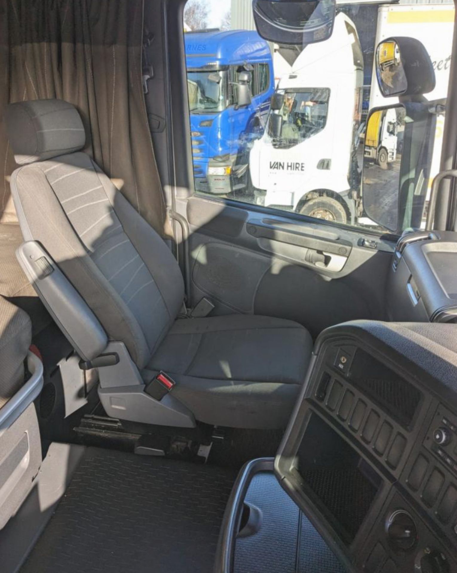 2015 SCANIA R450 - Image 7 of 10