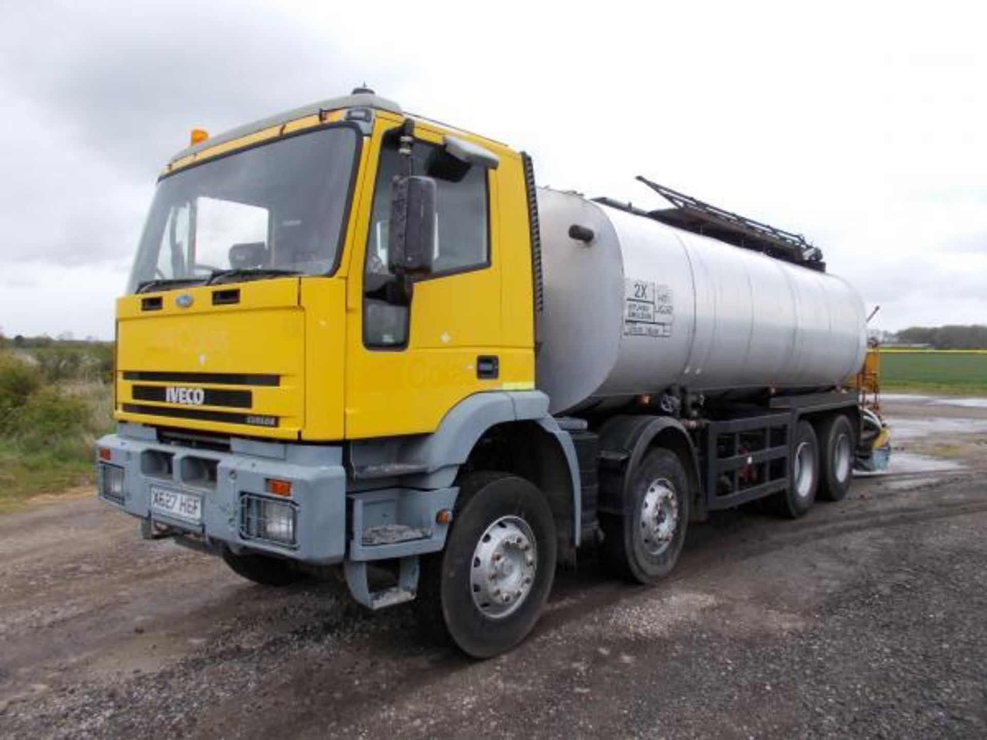 IVECO 320E34 - Image 3 of 16