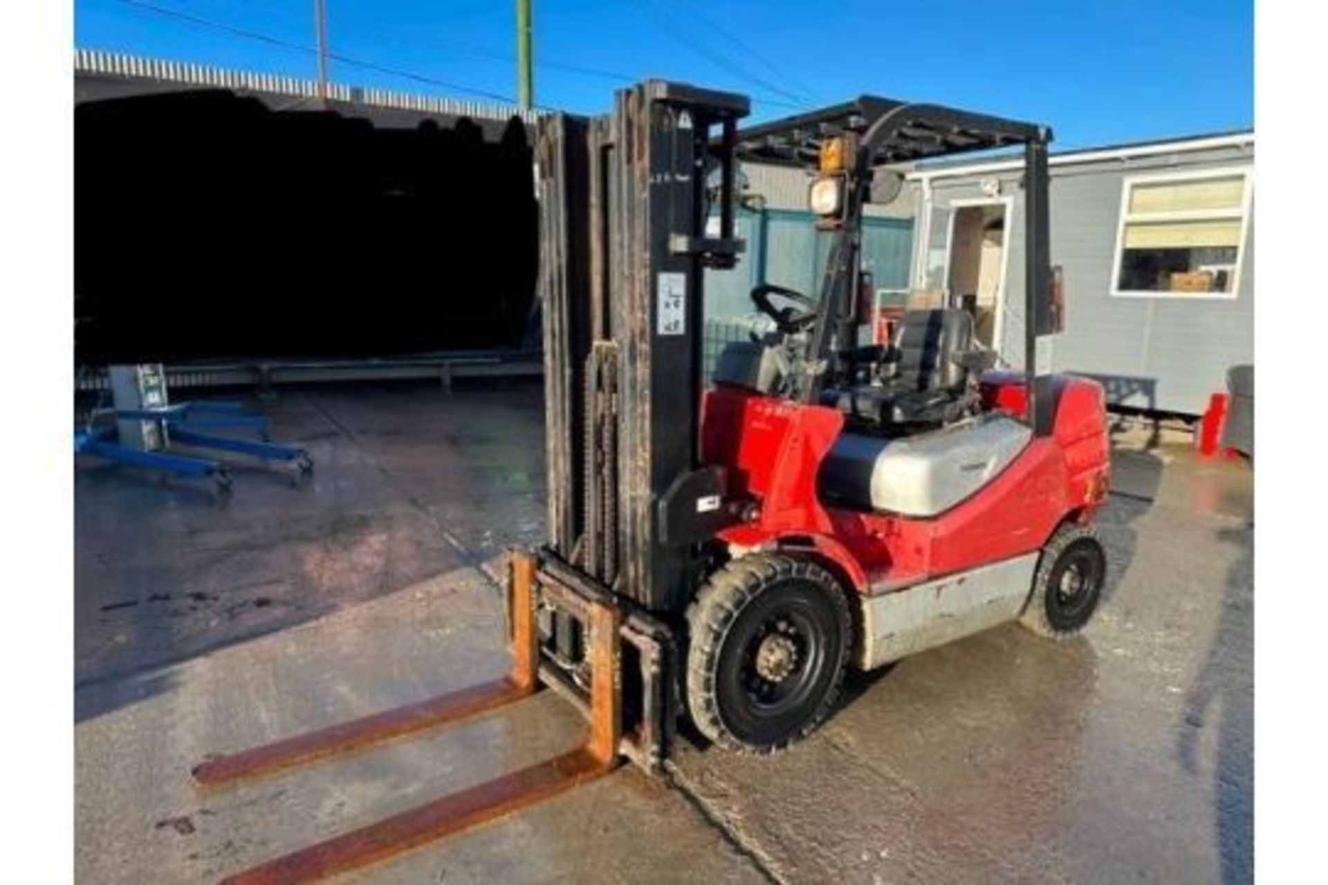 2008 CHEIFTAN FORKLIFT - Image 2 of 17