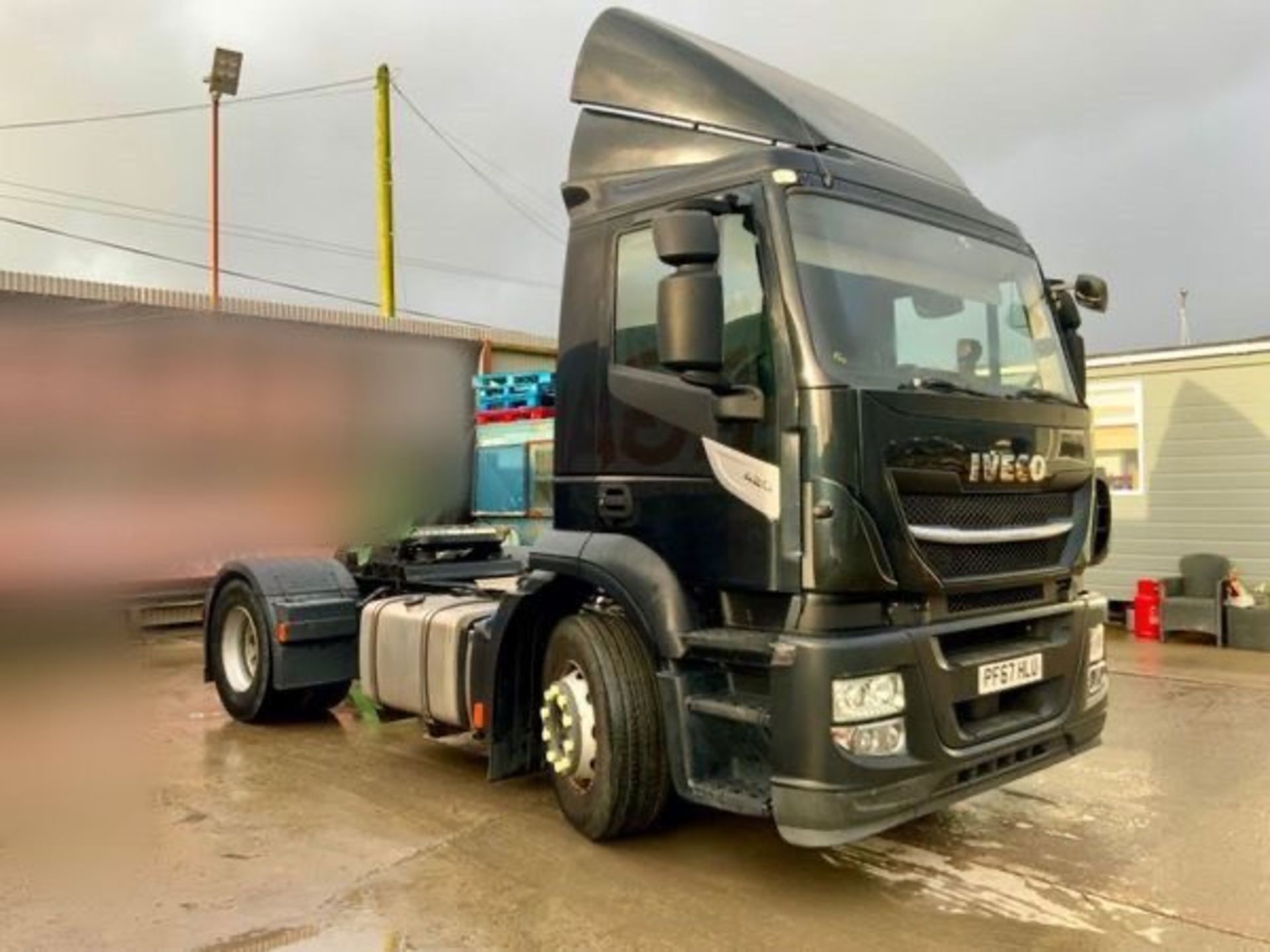 2018 IVECO STRALIS 4X2 - Image 3 of 20