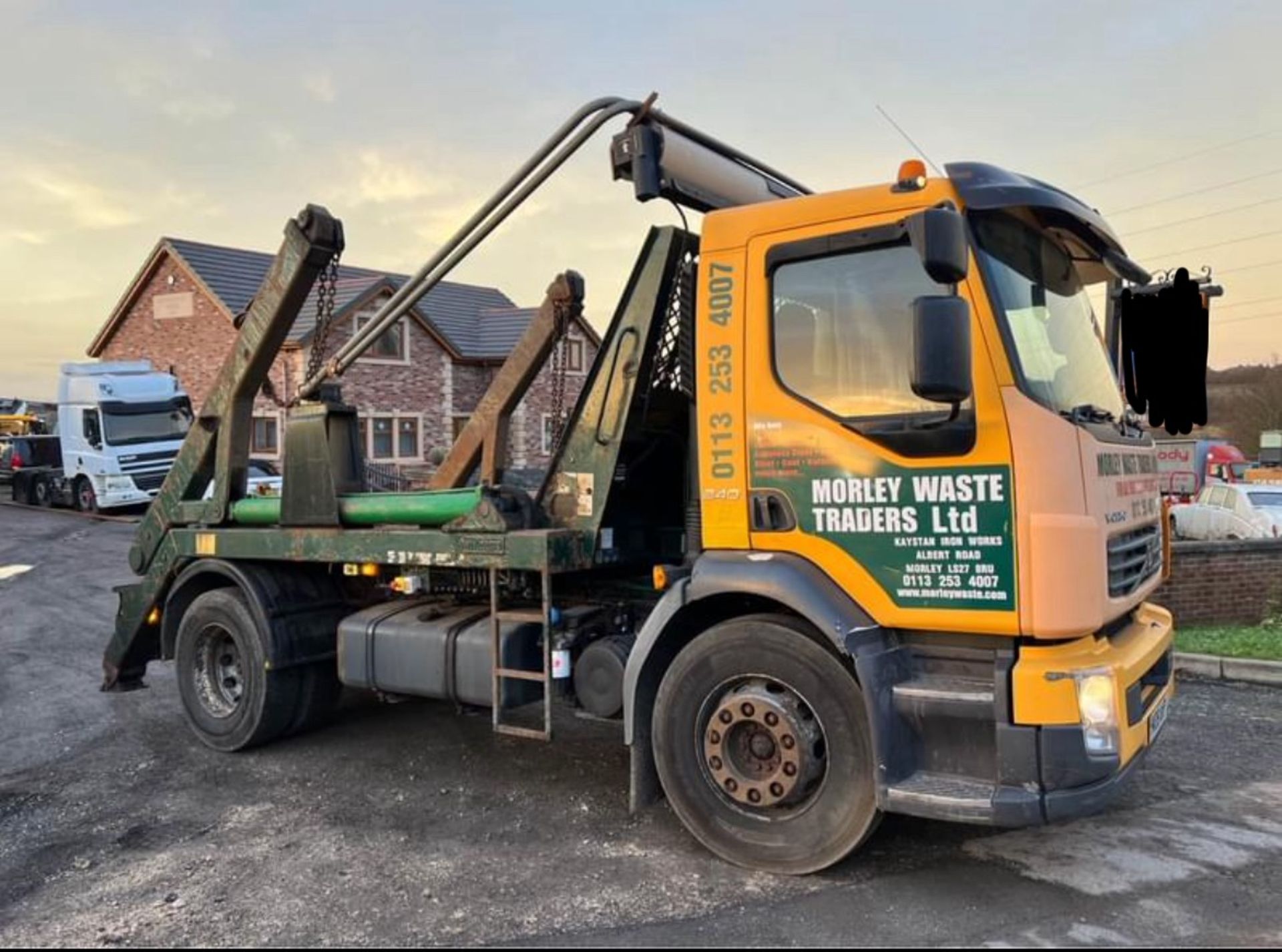 2008 VOLVO FL SKIP LOADER - Image 4 of 8