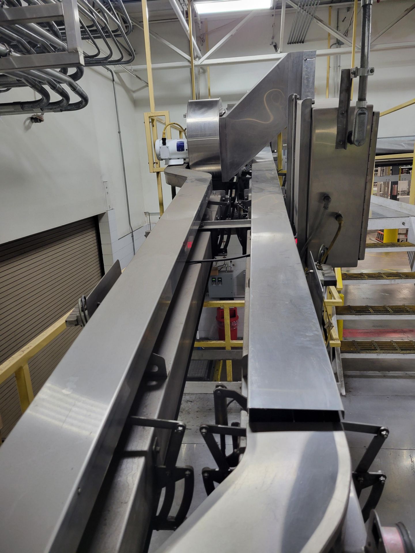 Alliance Air Conveyor towards Filler - Image 8 of 17