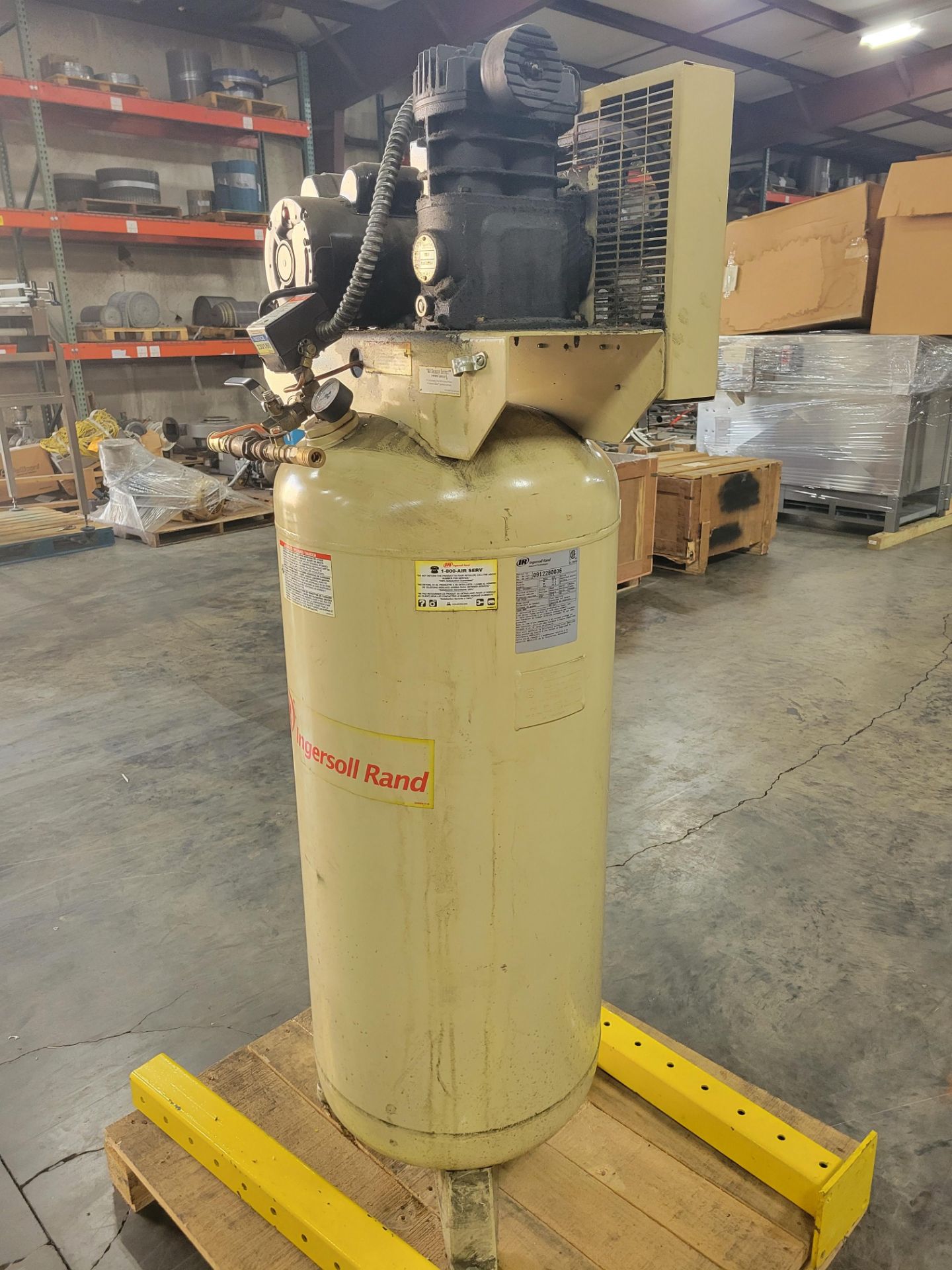 Ingersoll Rand Electric Air Compressor - Image 4 of 8