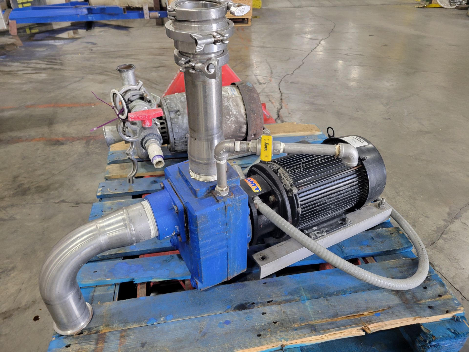 AMT Self Priming Centrifugal Pedestal Pump