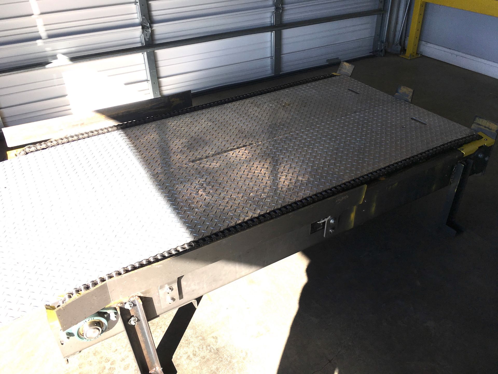 Priority One Chain Pallet Conveyor - Image 3 of 6
