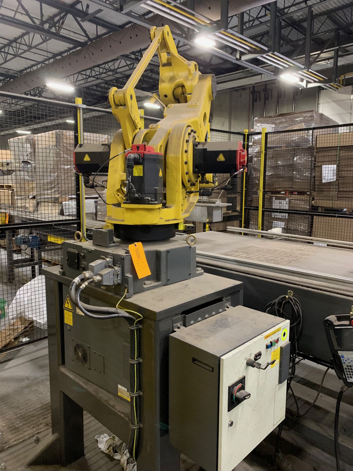 Sentry Robotic Case Palletizer - Image 6 of 33