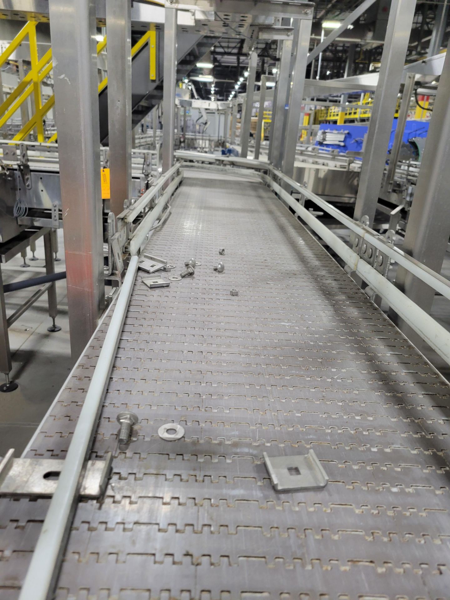 Sentry Mass Flow Conveyor from Cooling Tunnel to Accumulation Table - Image 4 of 7