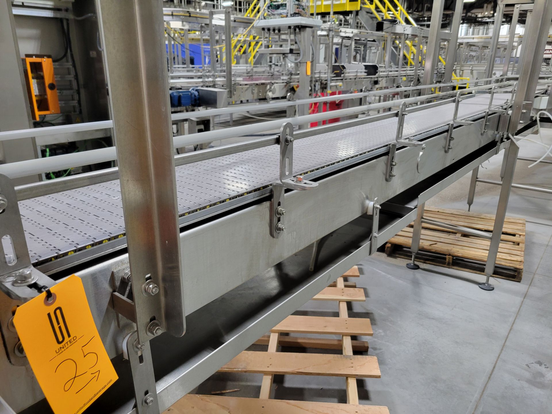 Mass Flow Conveyor from Accumulation Table to Single Filer - Image 11 of 11