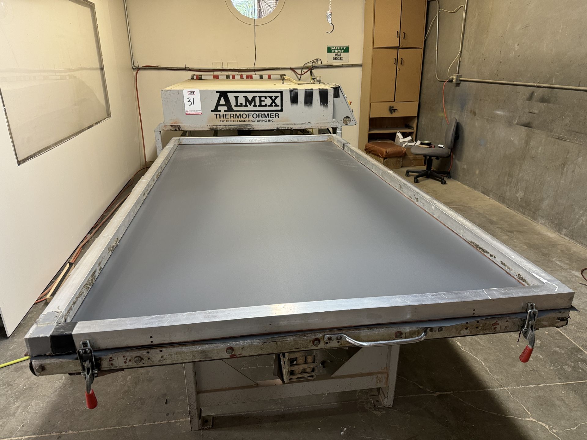 ALMEX THERMOFORMER VACUUM PRESS, 52" X 107" AIR TABLE - Image 7 of 20