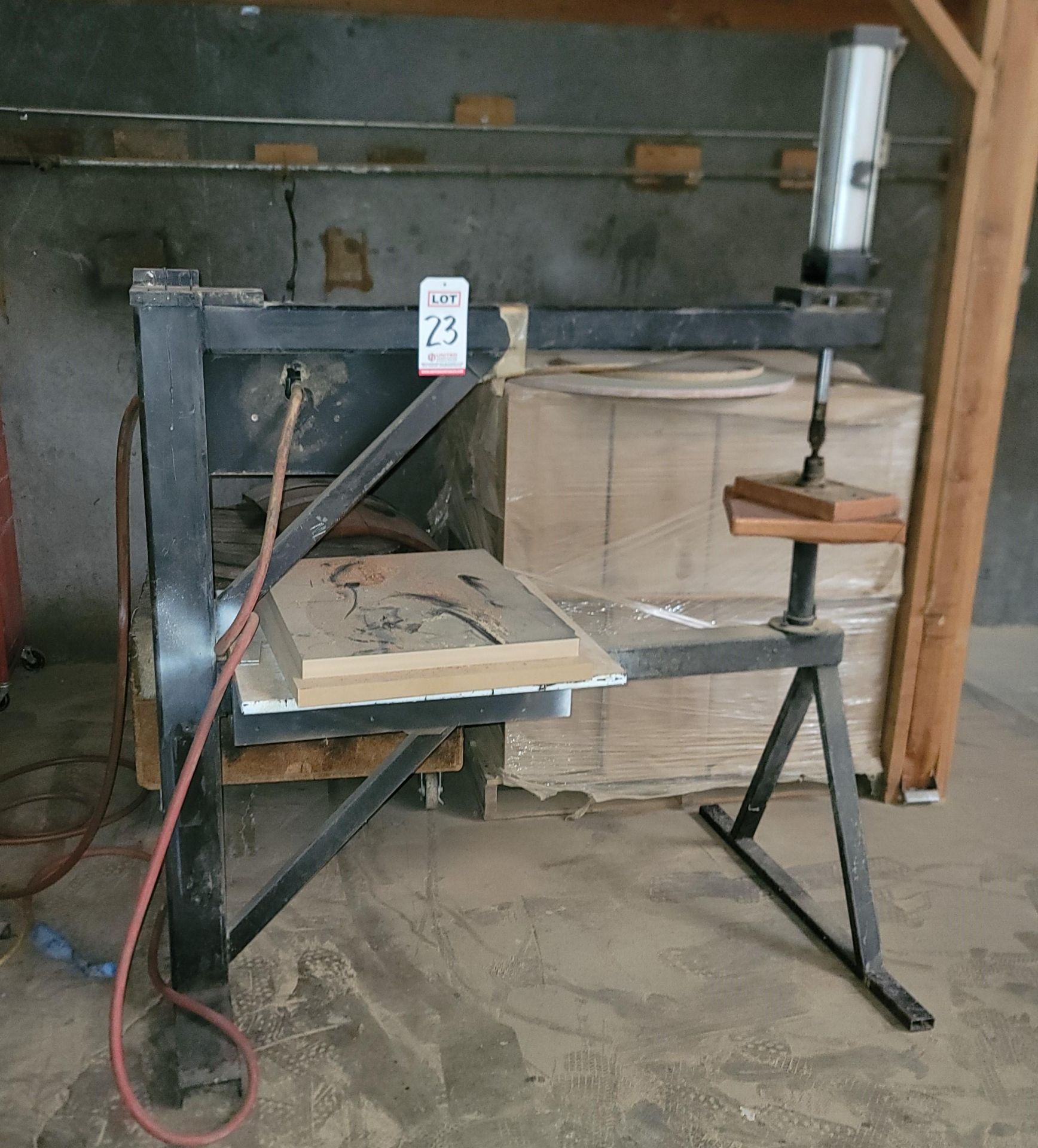 PNEUMATIC SHOP SEAT PRESS