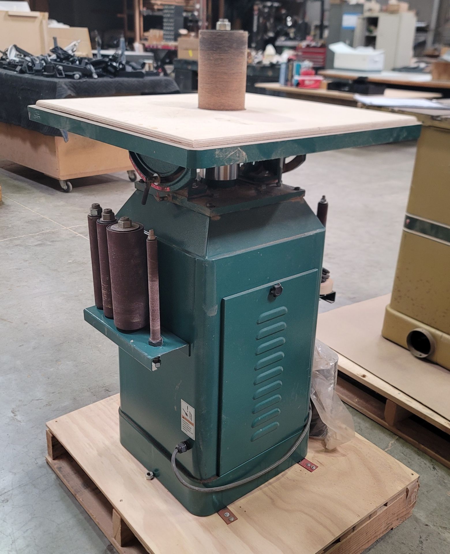 2021 GRIZZLY OSCILLATING SPINDLE/DRUM SANDER, MODEL G1071, S/N 2107670 - Image 4 of 5