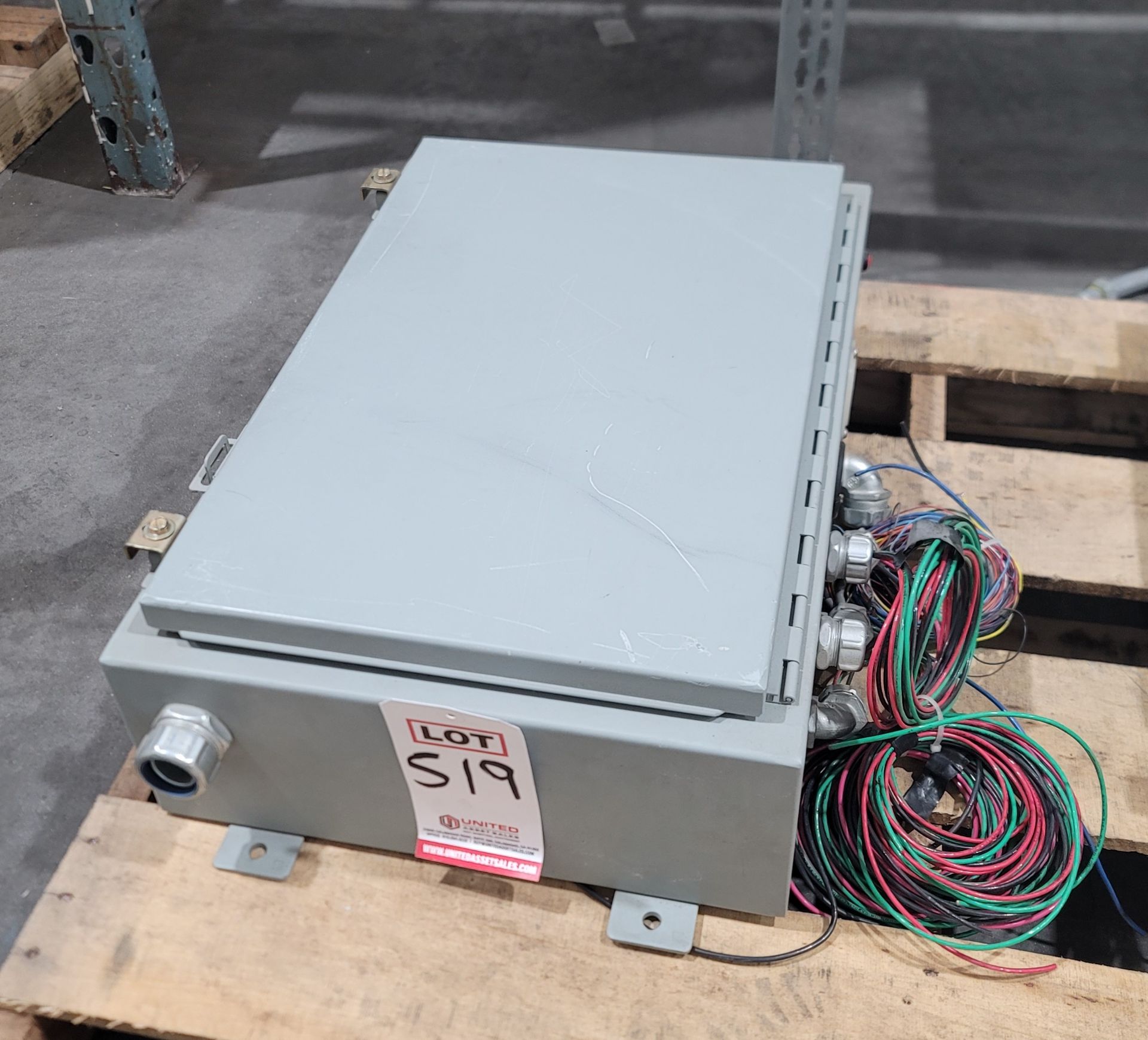 CUSTOM BUILT HIGH POWER ELECTRICAL BOX