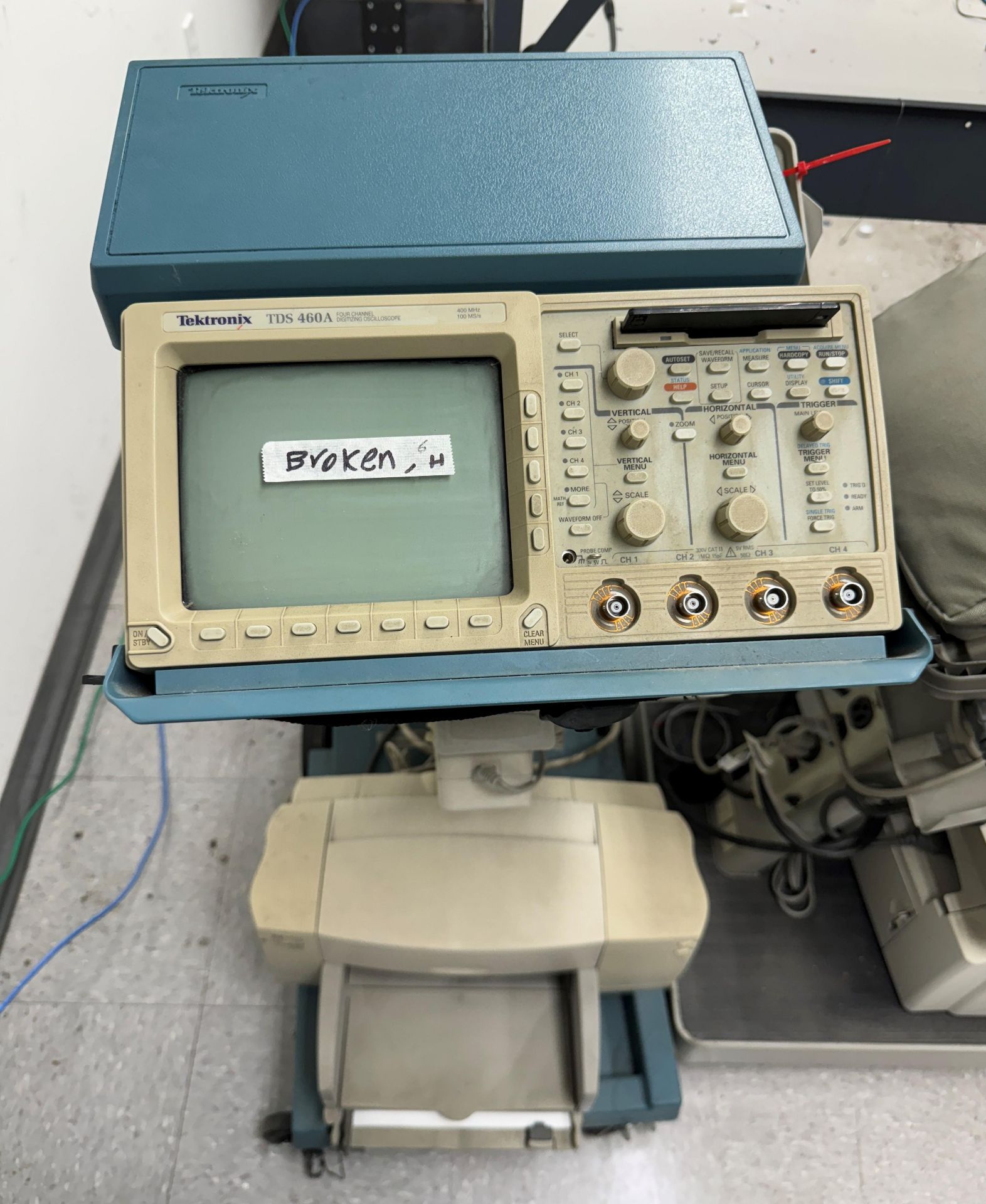 TEKTRONIX TDS460A OSCILLOSCOPE, BROKEN