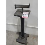 7" ROLLER MATERIAL STAND