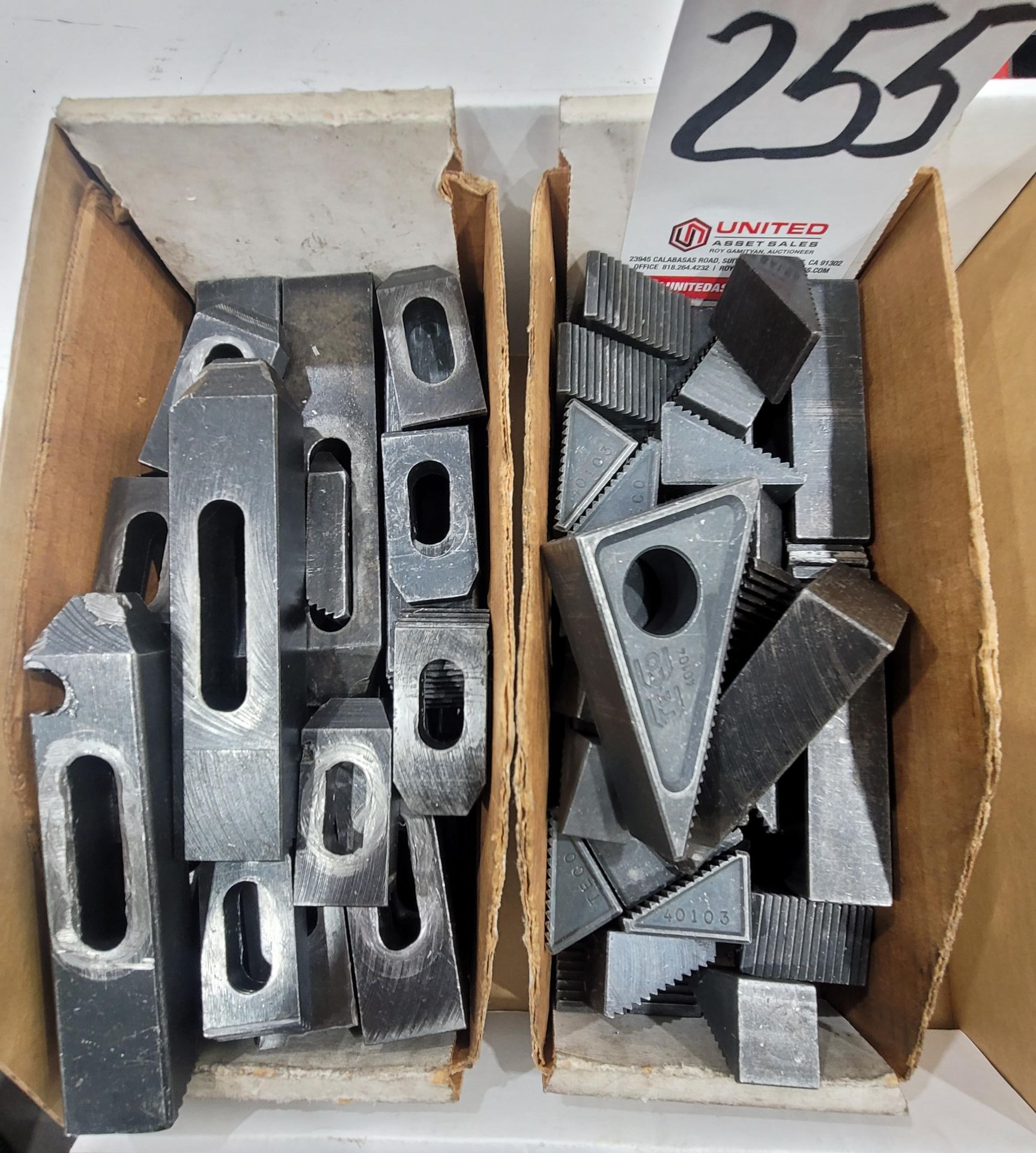 LOT - WORK HOLD DOWN CLAMPS AND STEP BLOCKS