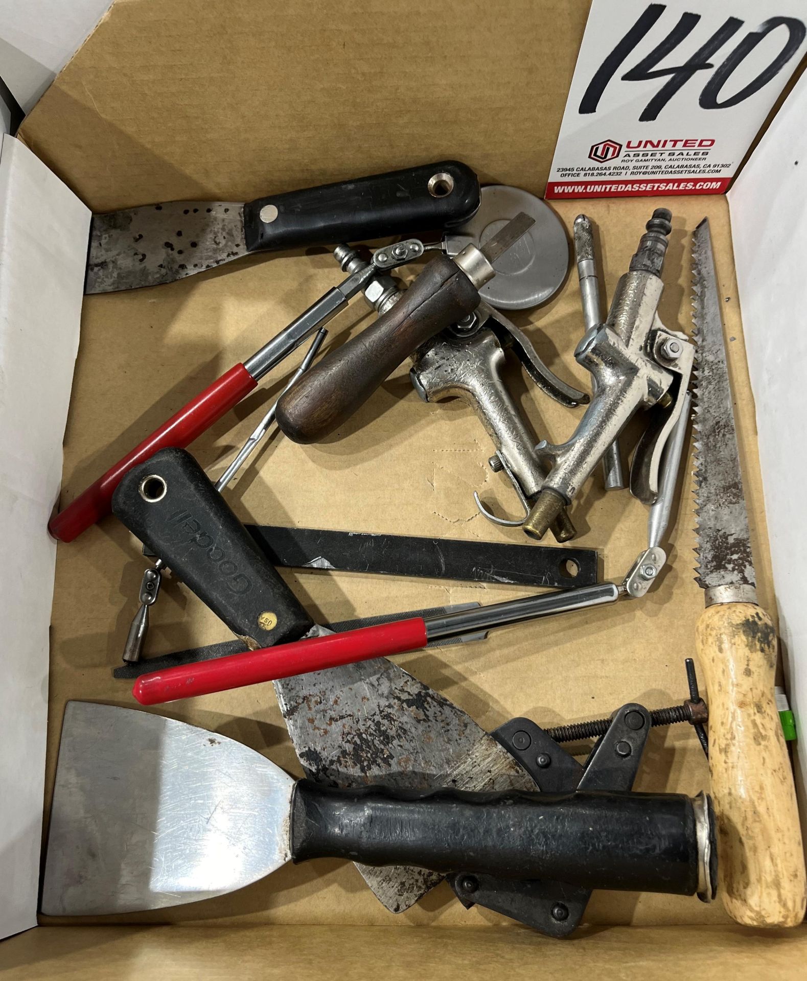 LOT - HAND TOOLS