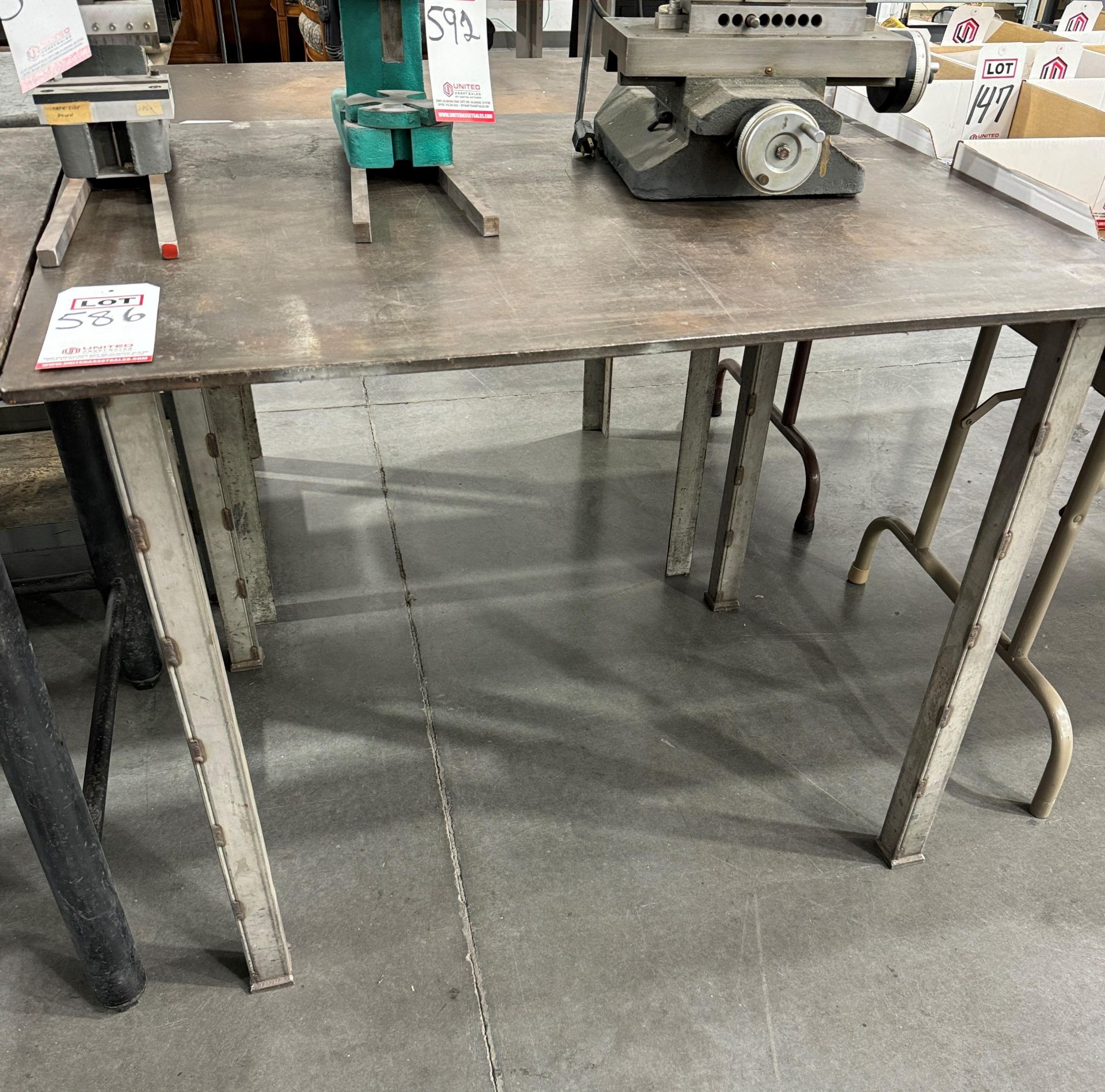 STEEL WELDING TABLE W/ 40" X 30" X 1/2" THICK TOP, 32-1/2" HT, CONTENTS NOT INCLUDED