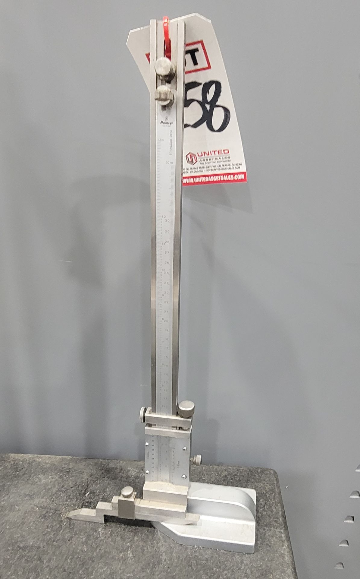 MITUTOYO 12" HEIGHT GAGE