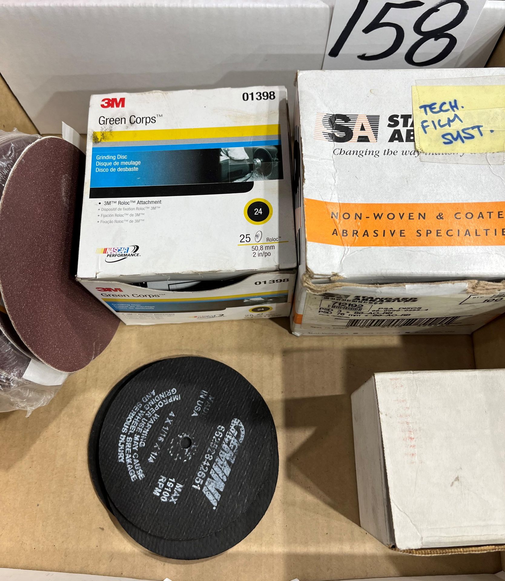 LOT - ABRASIVE DISCS AND CUT OFF WHEELS