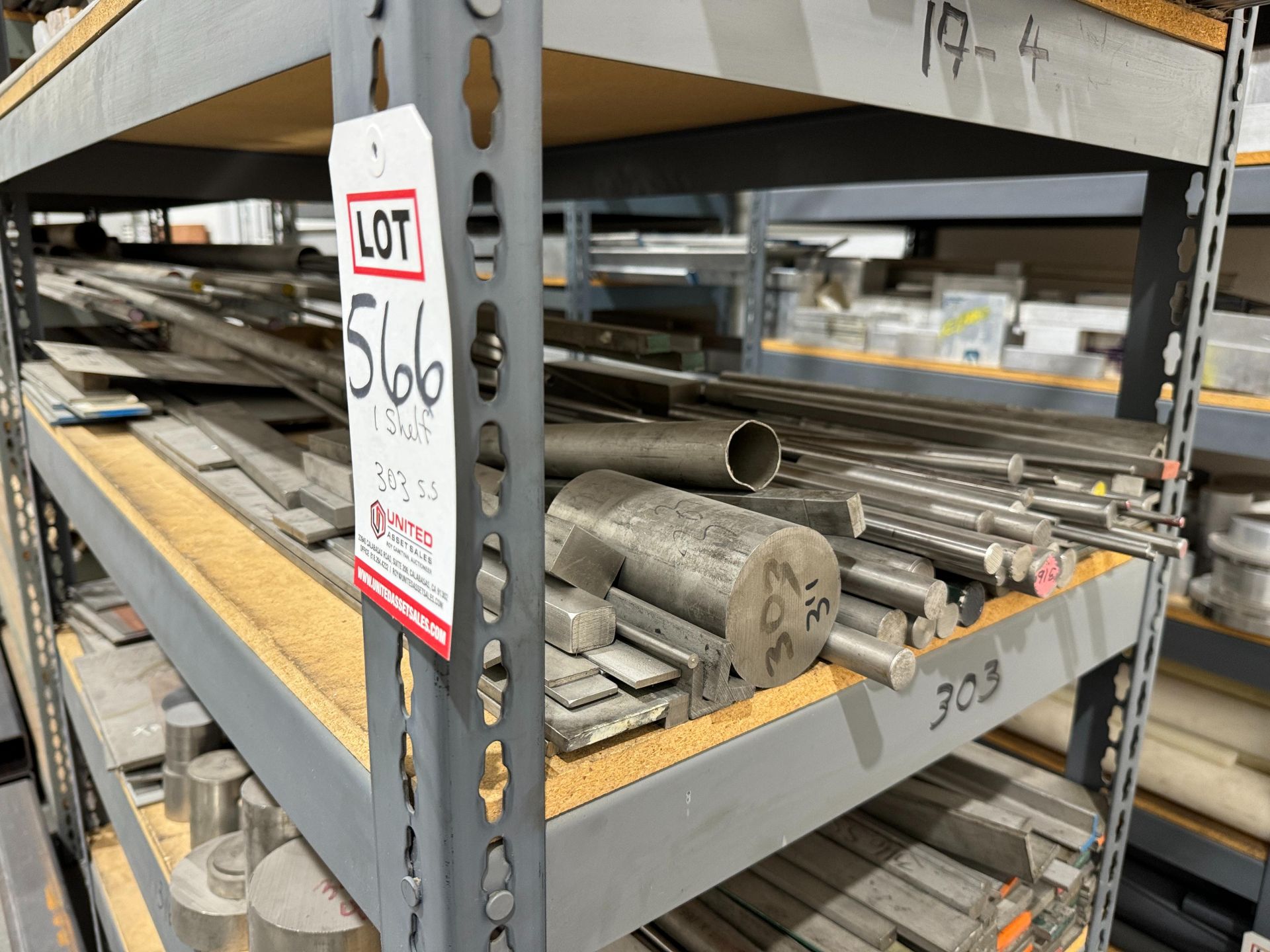 LOT - CONTENTS OF (1) 4' X 2' SHELF: 304 STAINLESS STEEL