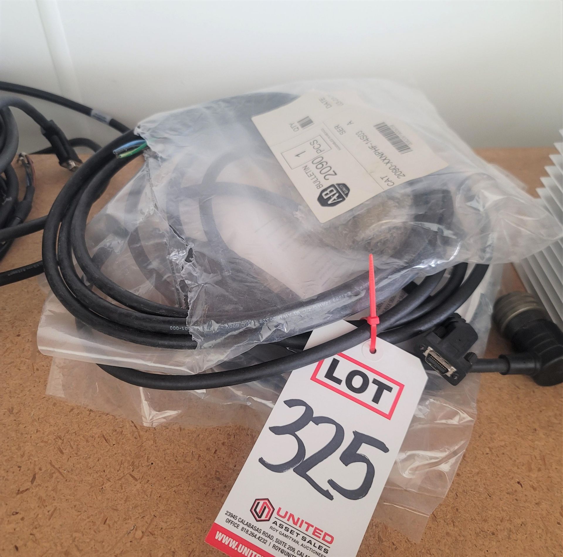 LOT - ALLEN BRADLEY CORDS