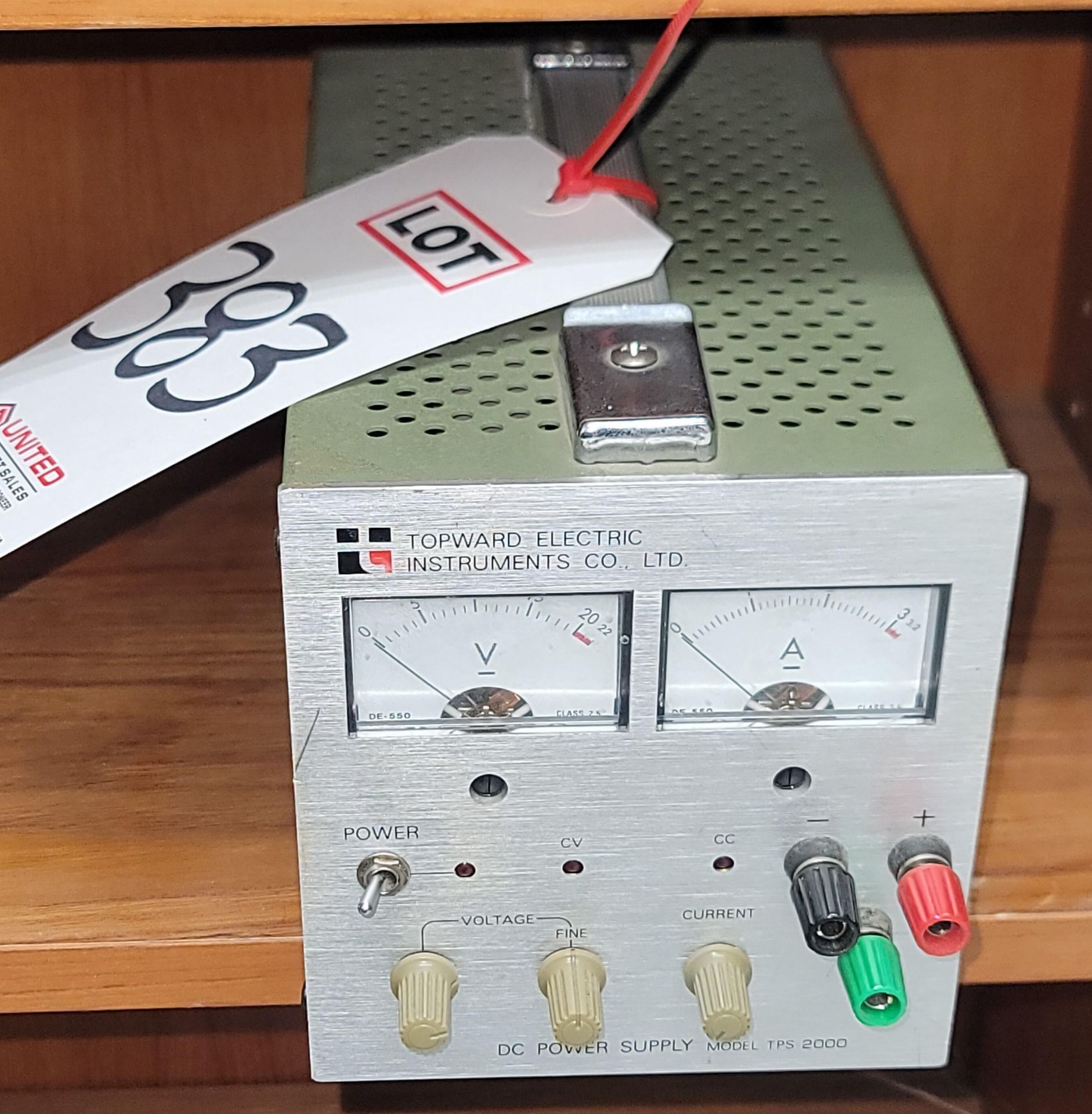 TOPWARD ELECTRIC INSTRUMENTS DC POWER SUPPLY, MODEL TPS-2000