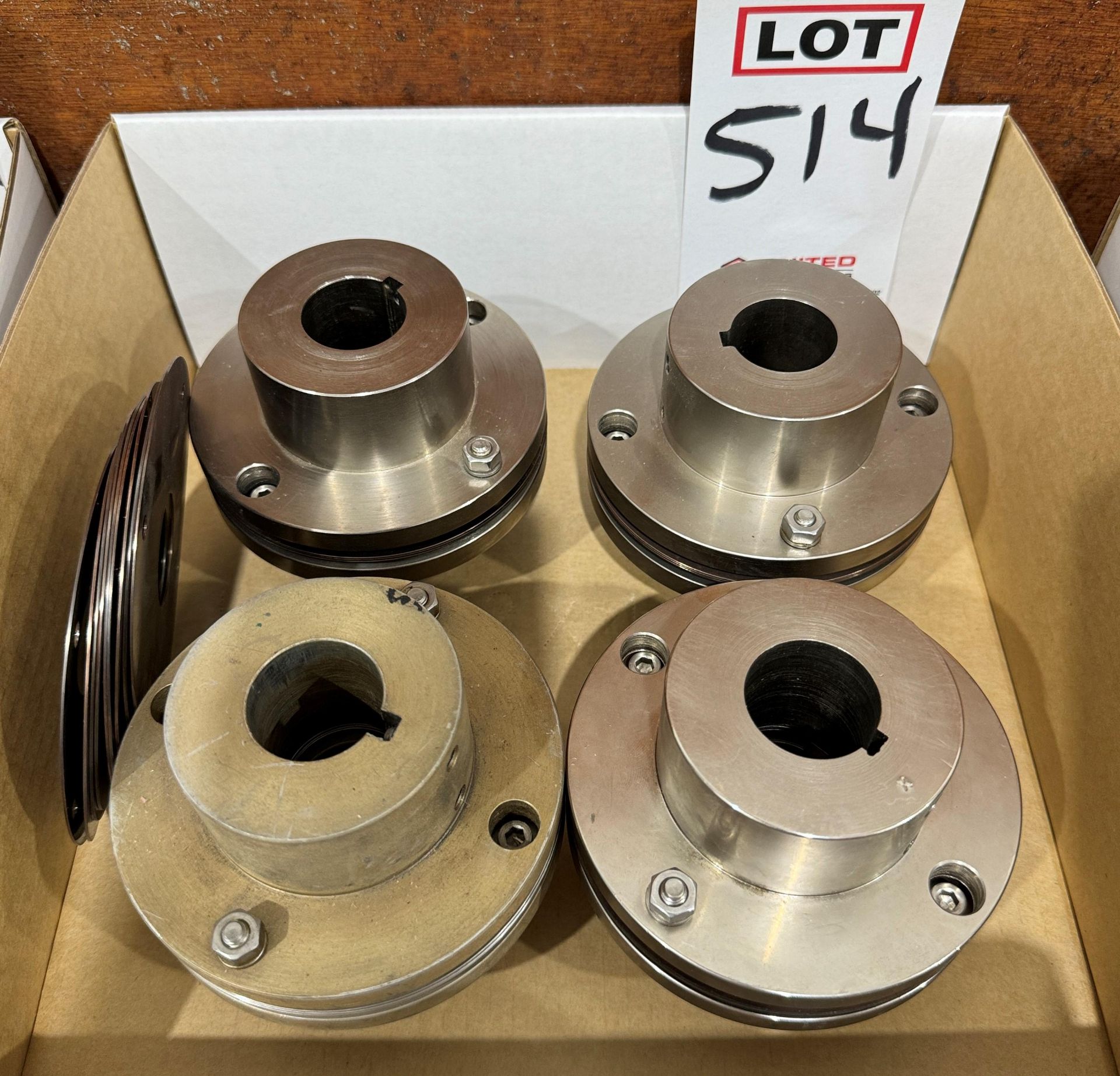 LOT - WAFER SPRING COUPLINGS