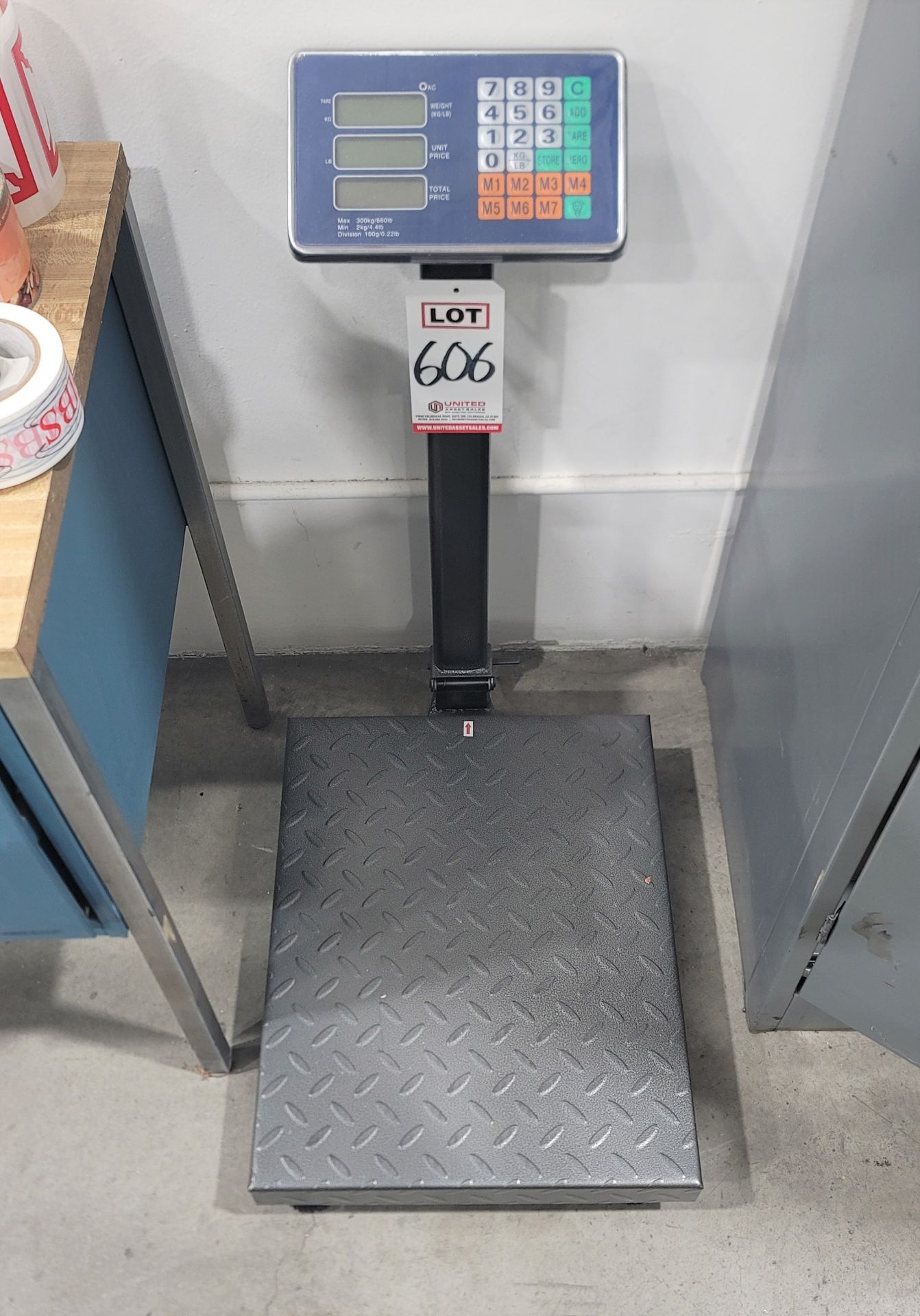 DIGITAL SCALE, UNBRANDED, 660 LB MAX