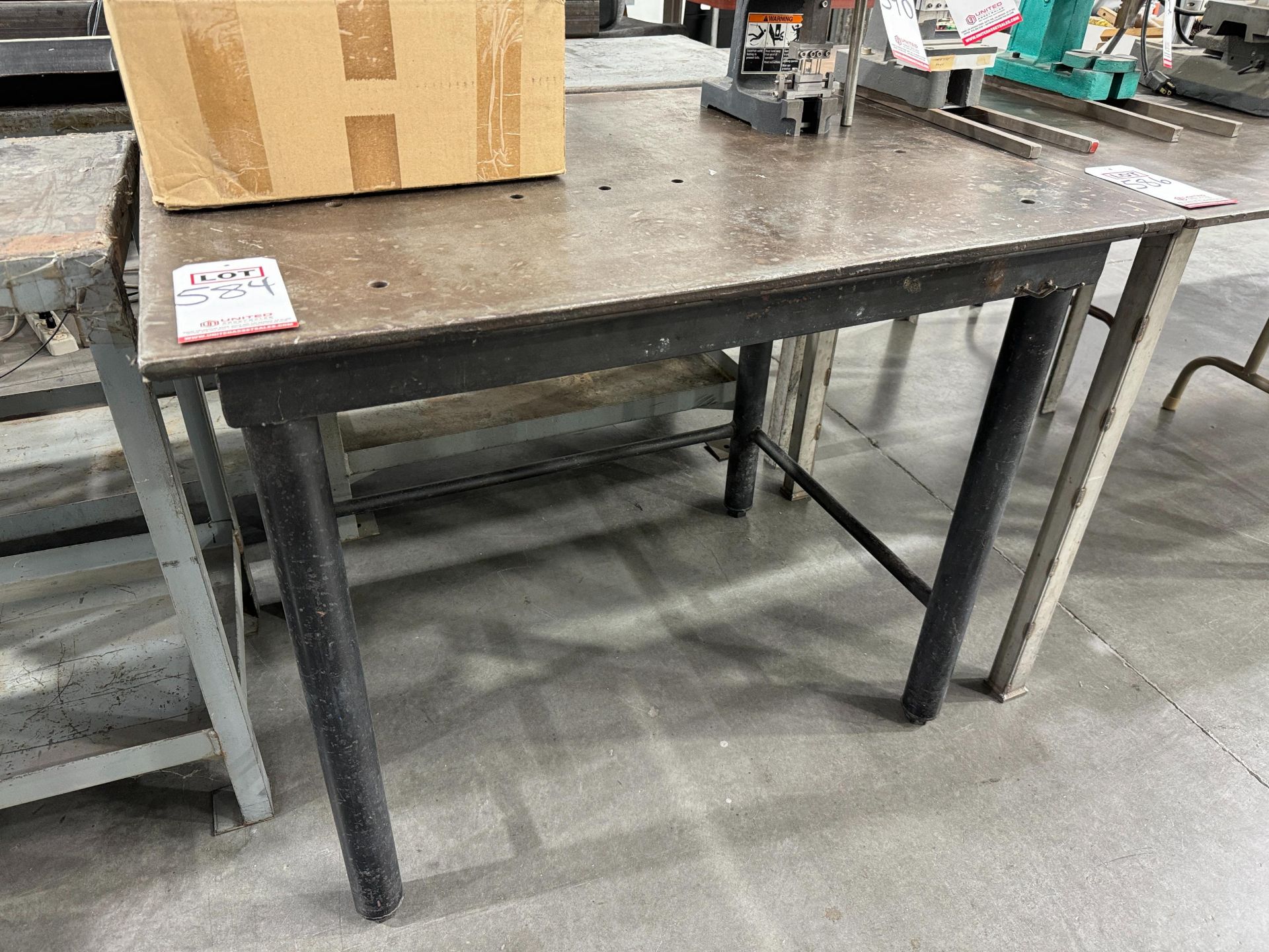 STEEL WELDING TABLE W/ 40" X 30" X 1/2" THICK TOP, 32-1/2" HT, CONTENTS NOT INCLUDED