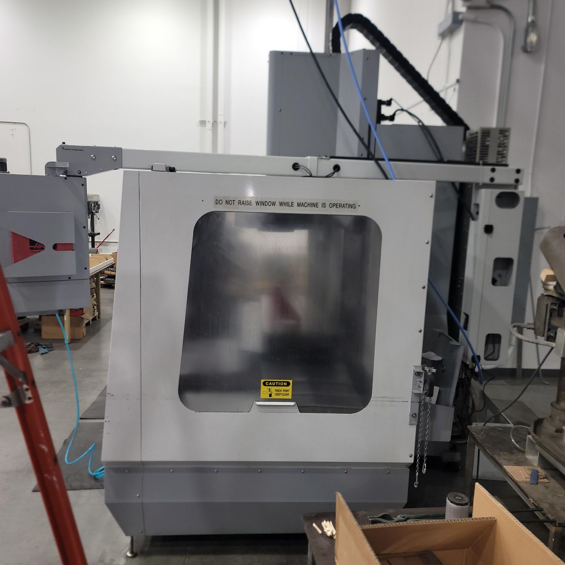 2003 HAAS VF-4D VERTICAL MACHINING CENTER, XYZ TRAVELS: 50" X 20" X 25", TABLE SIZE: 52" X 18", - Image 6 of 10