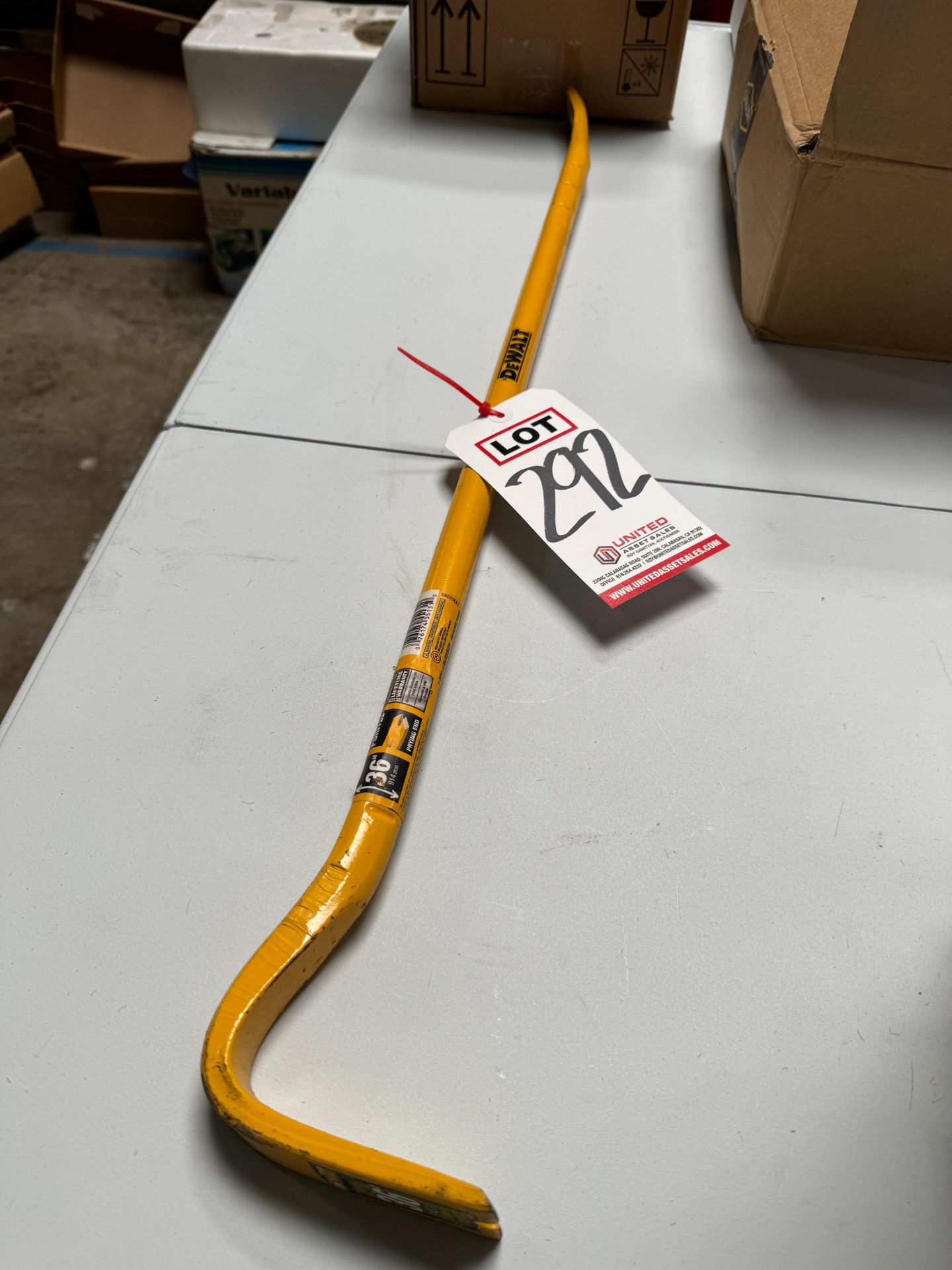 DEWALT 36" CROW BAR