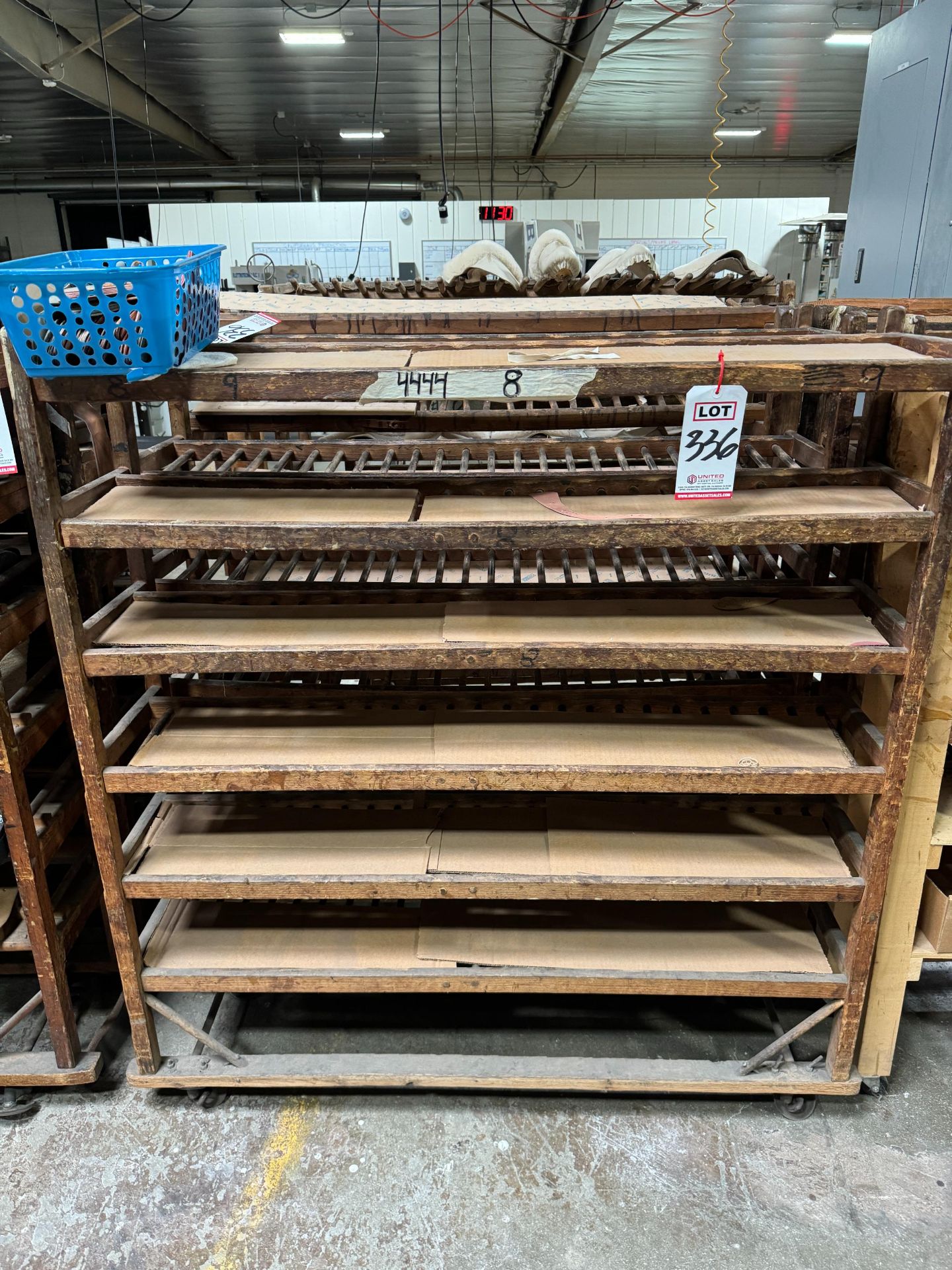 LOT - ROLLING SHOE RACKS, CONTENTS NOT INCLUDED - Image 2 of 7