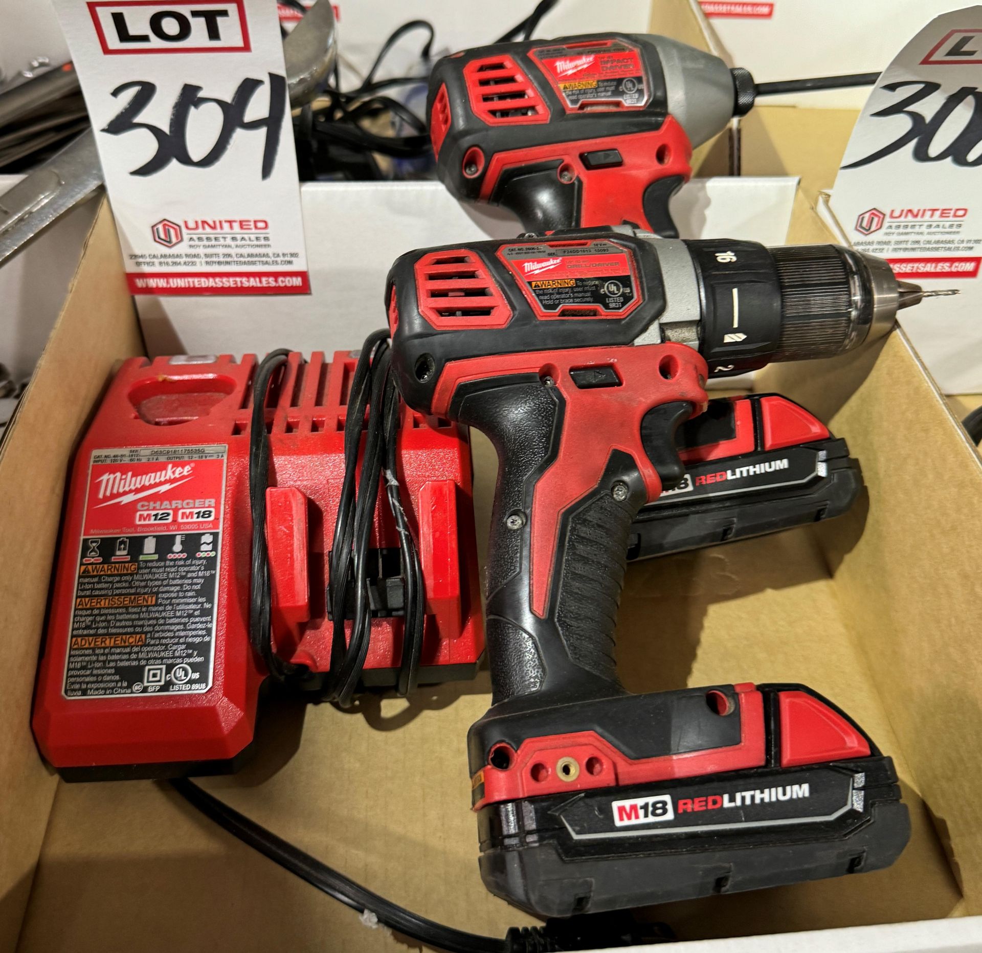 LOT - (2) MILWAUKEE DRILLS AND (1) CHARGER